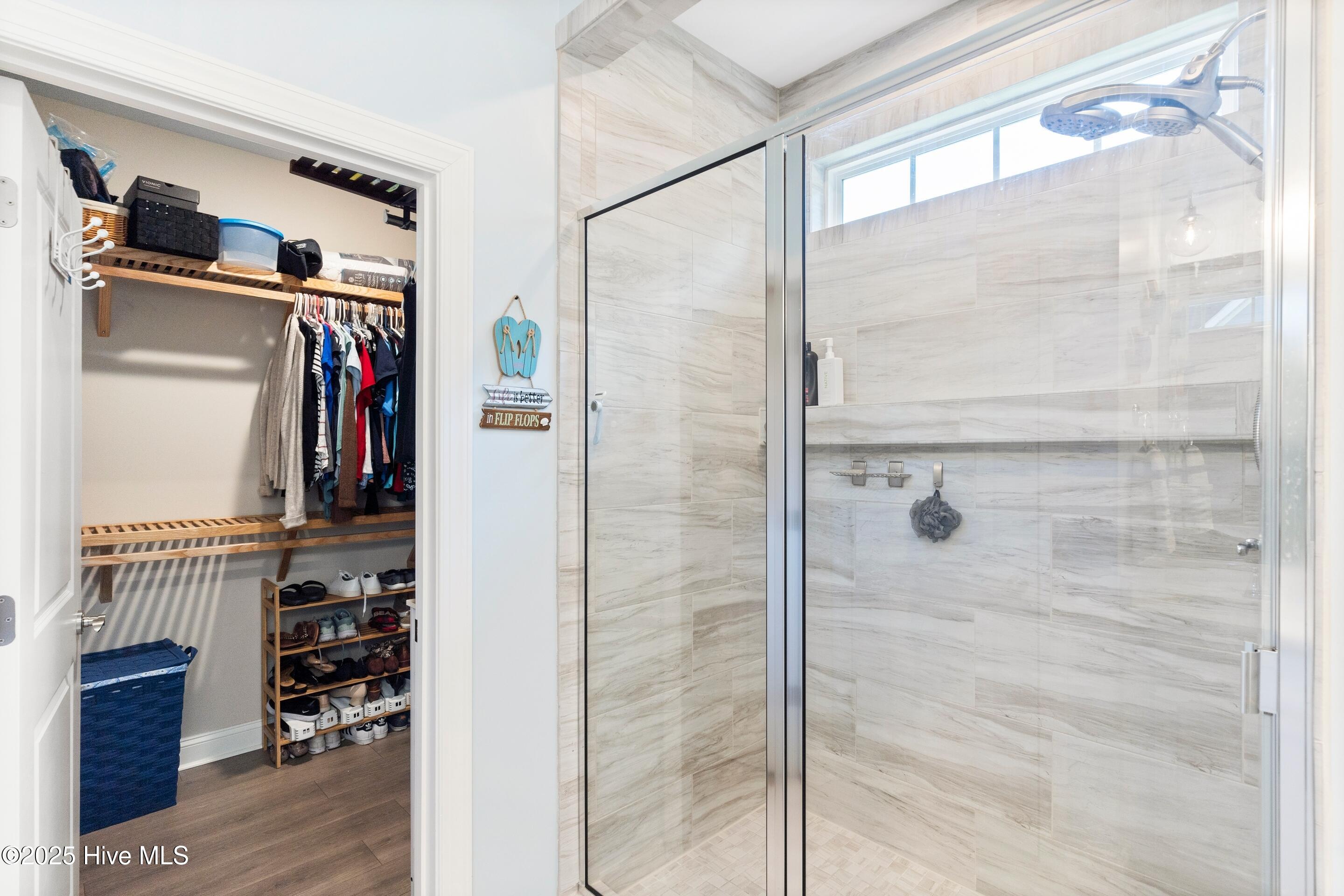 100532334 | Photo 26