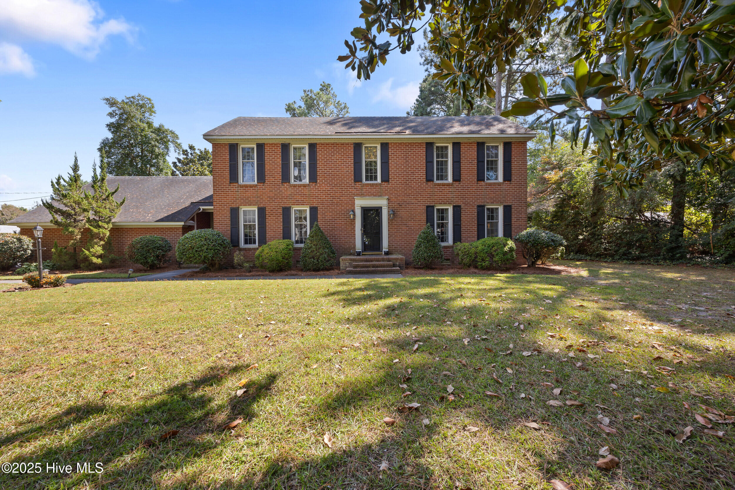 Homes for sale in Elizabeth City, NC | 1811 Rivershore Rd, Elizabeth City, NC 27909 | MLS# 100533931