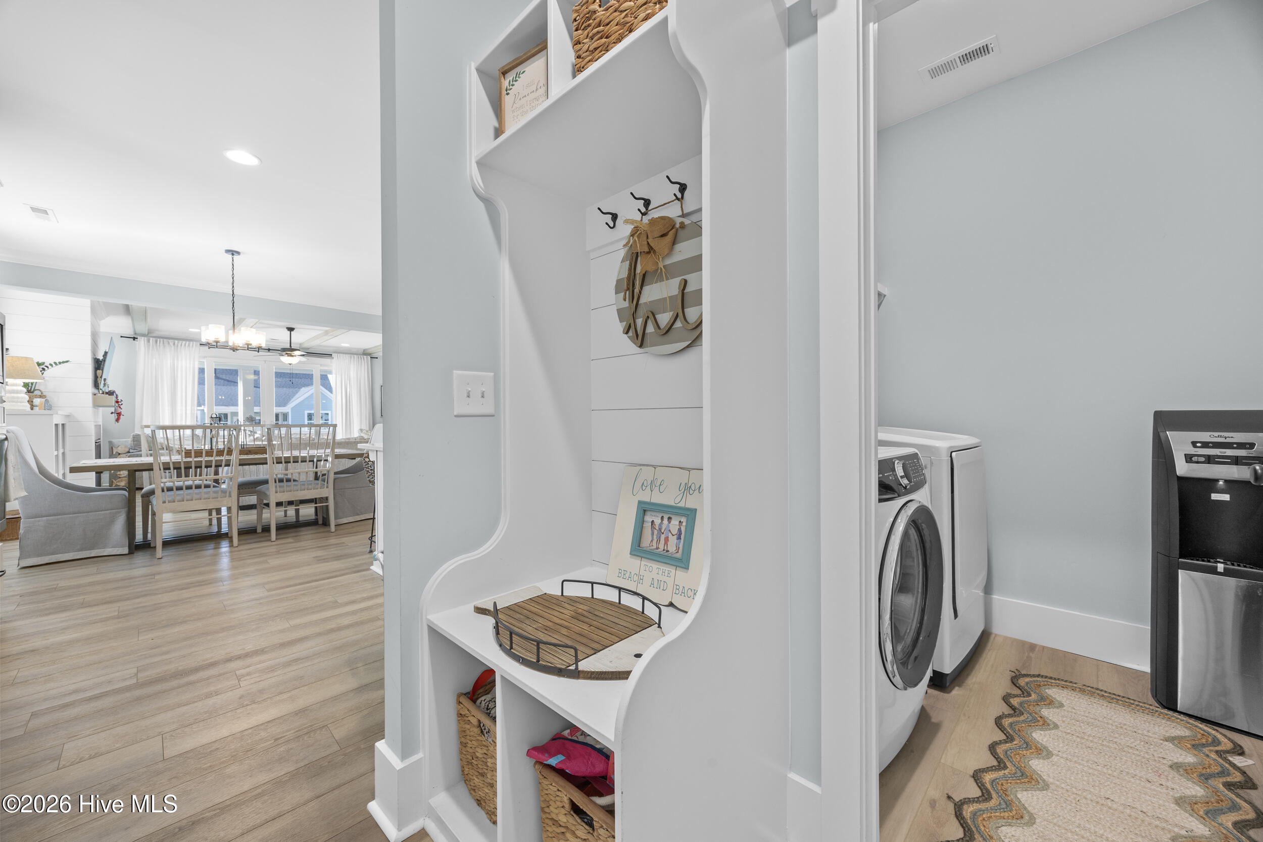 100552047 | Photo 37