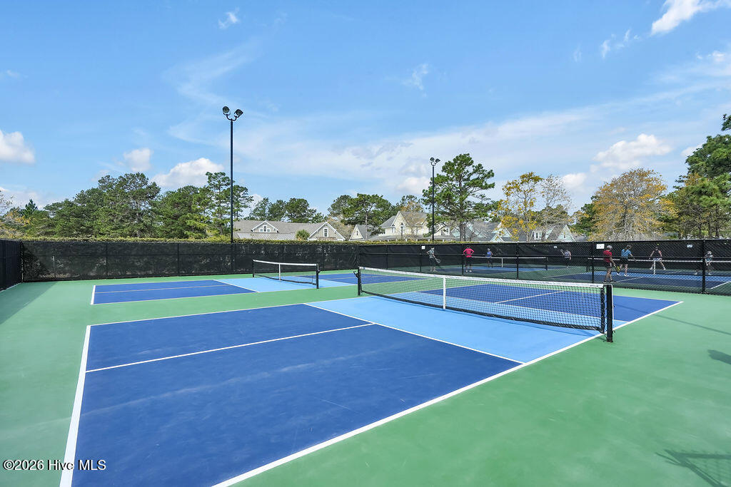 100564545 | Photo 68