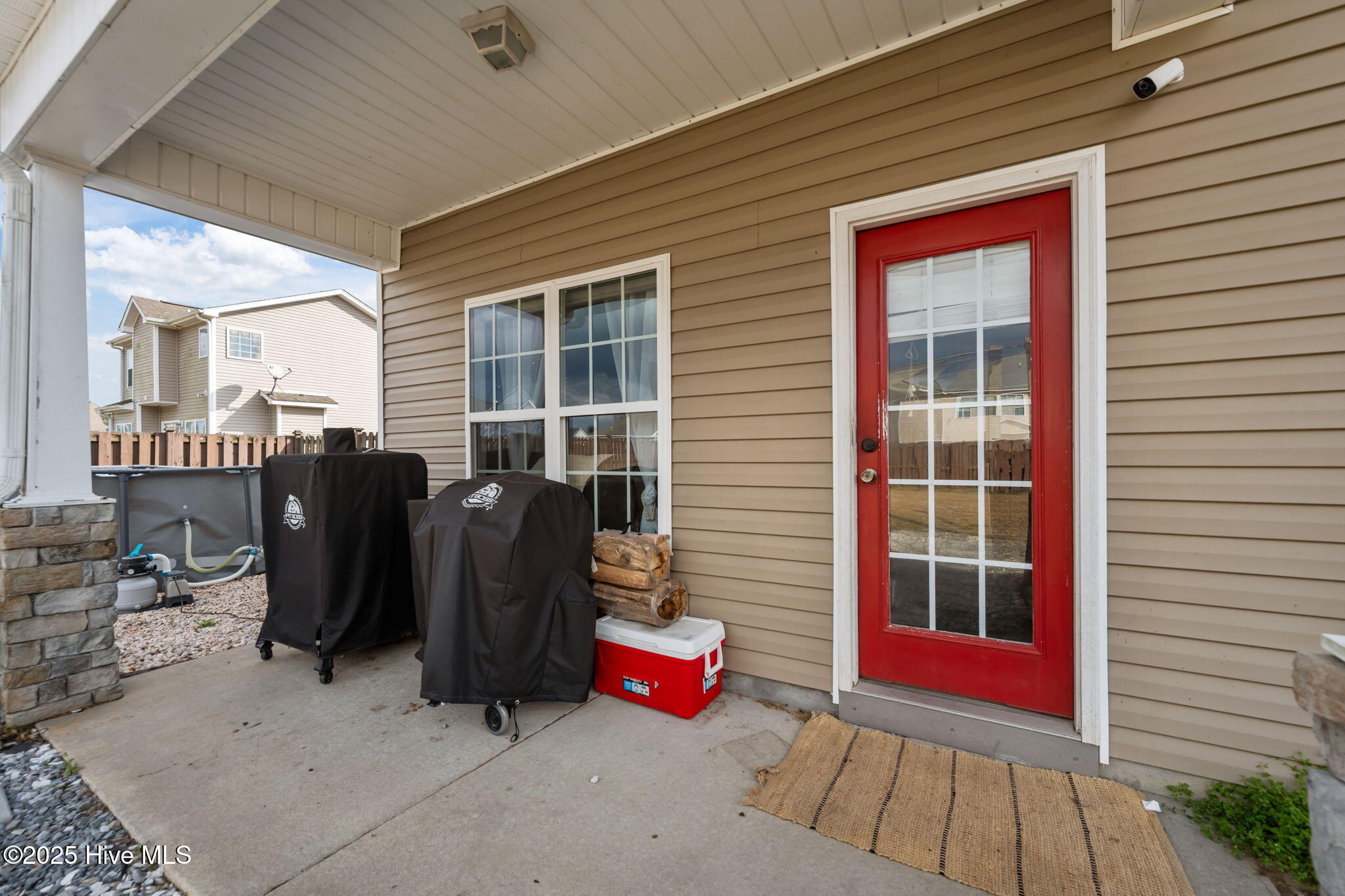 100543355 | Photo 36