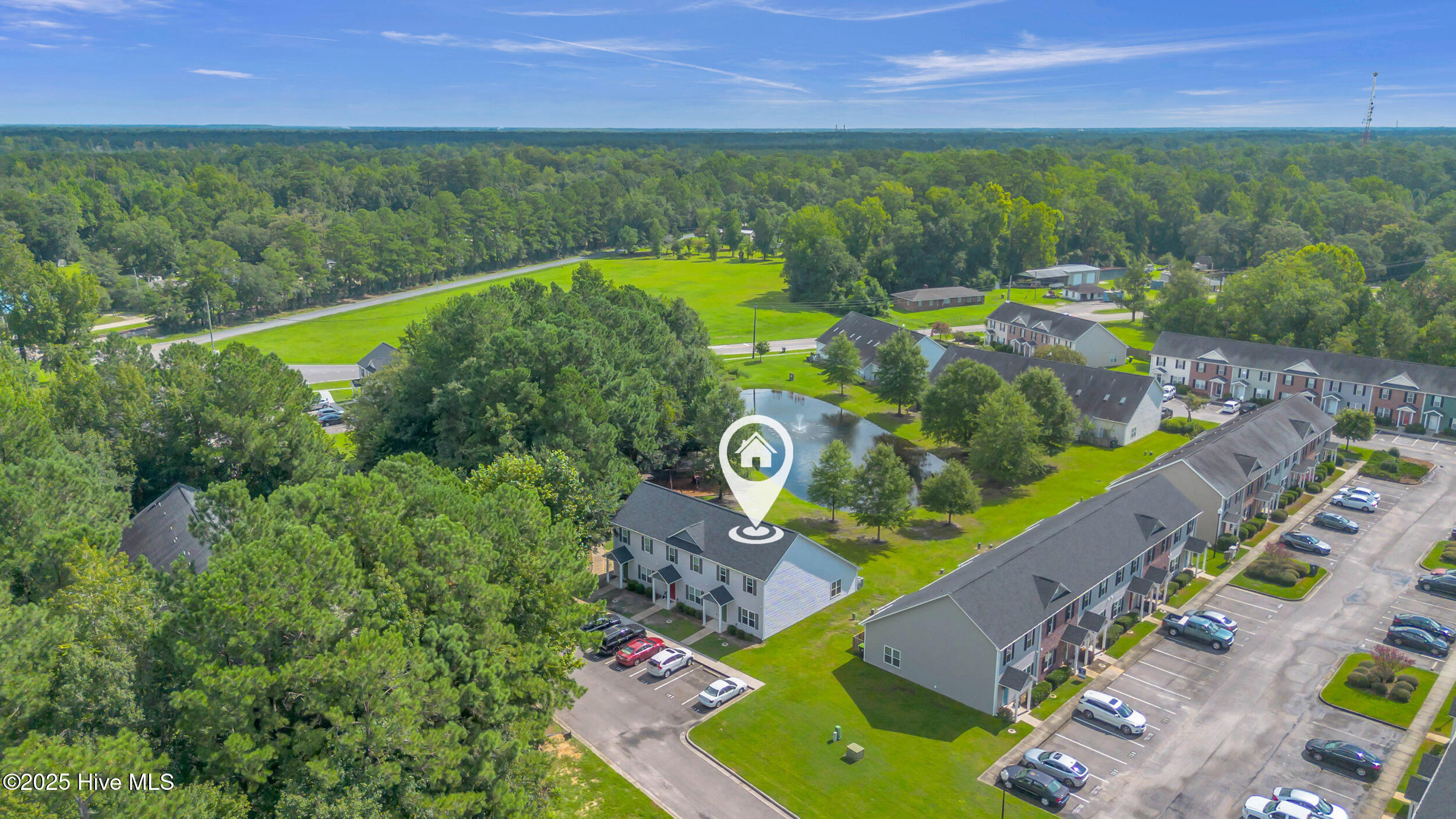 100549260 | Photo 40