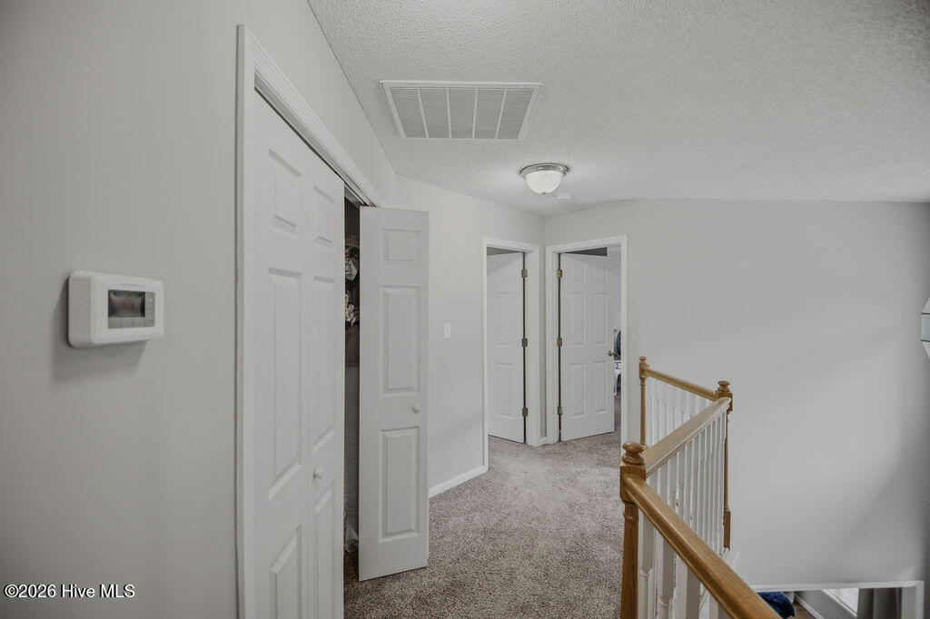 100565606 | Photo 42