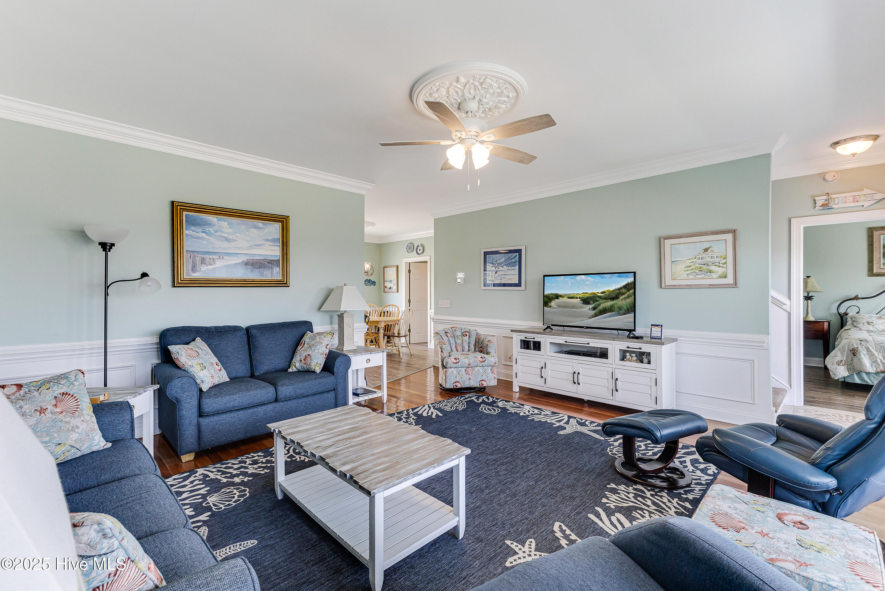 100515525 | Photo 10