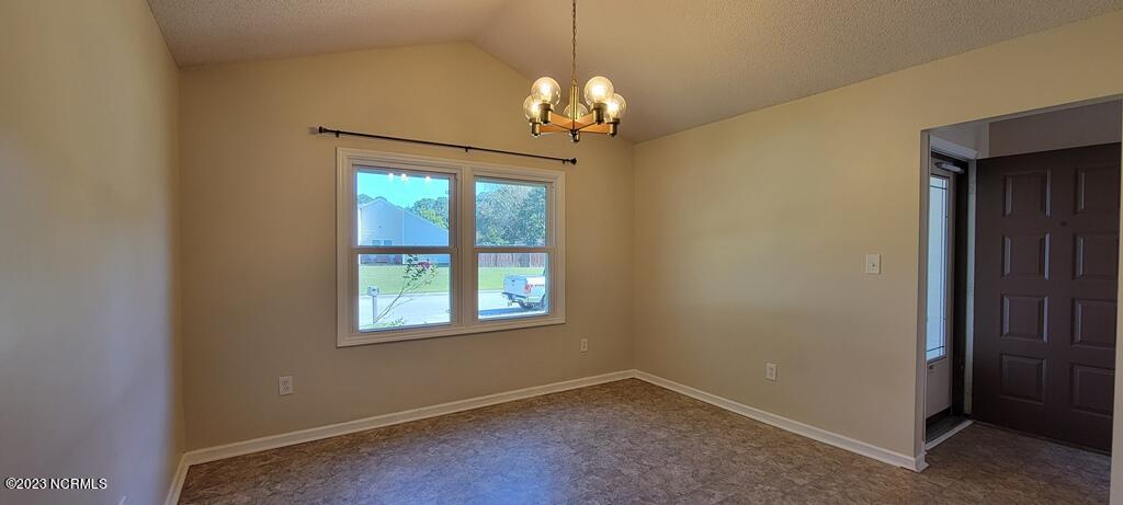 100544566 | Photo 11