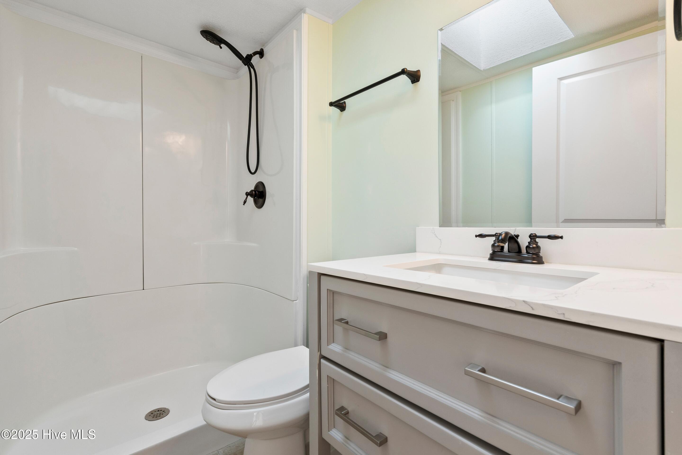 100546420 | Photo 33