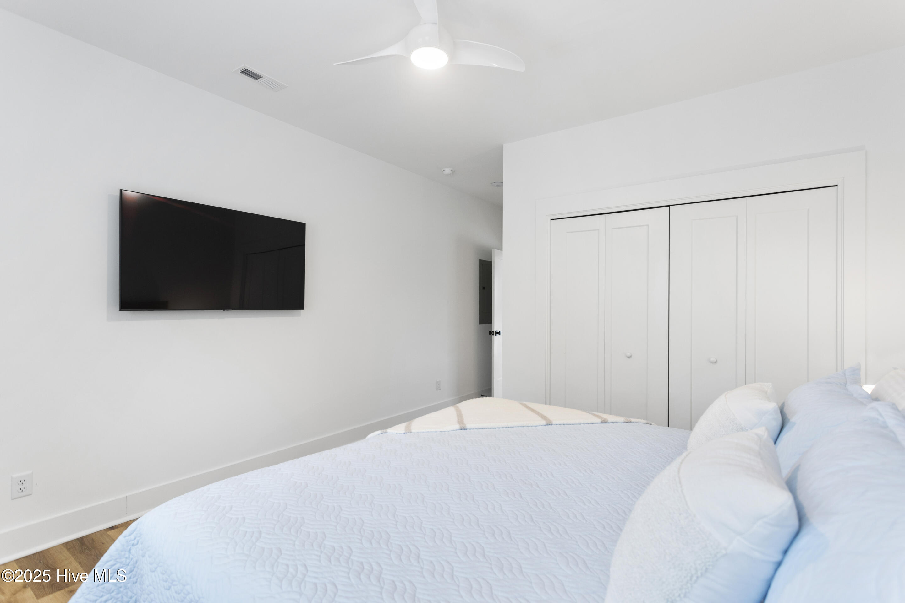 100521314 | Photo 36