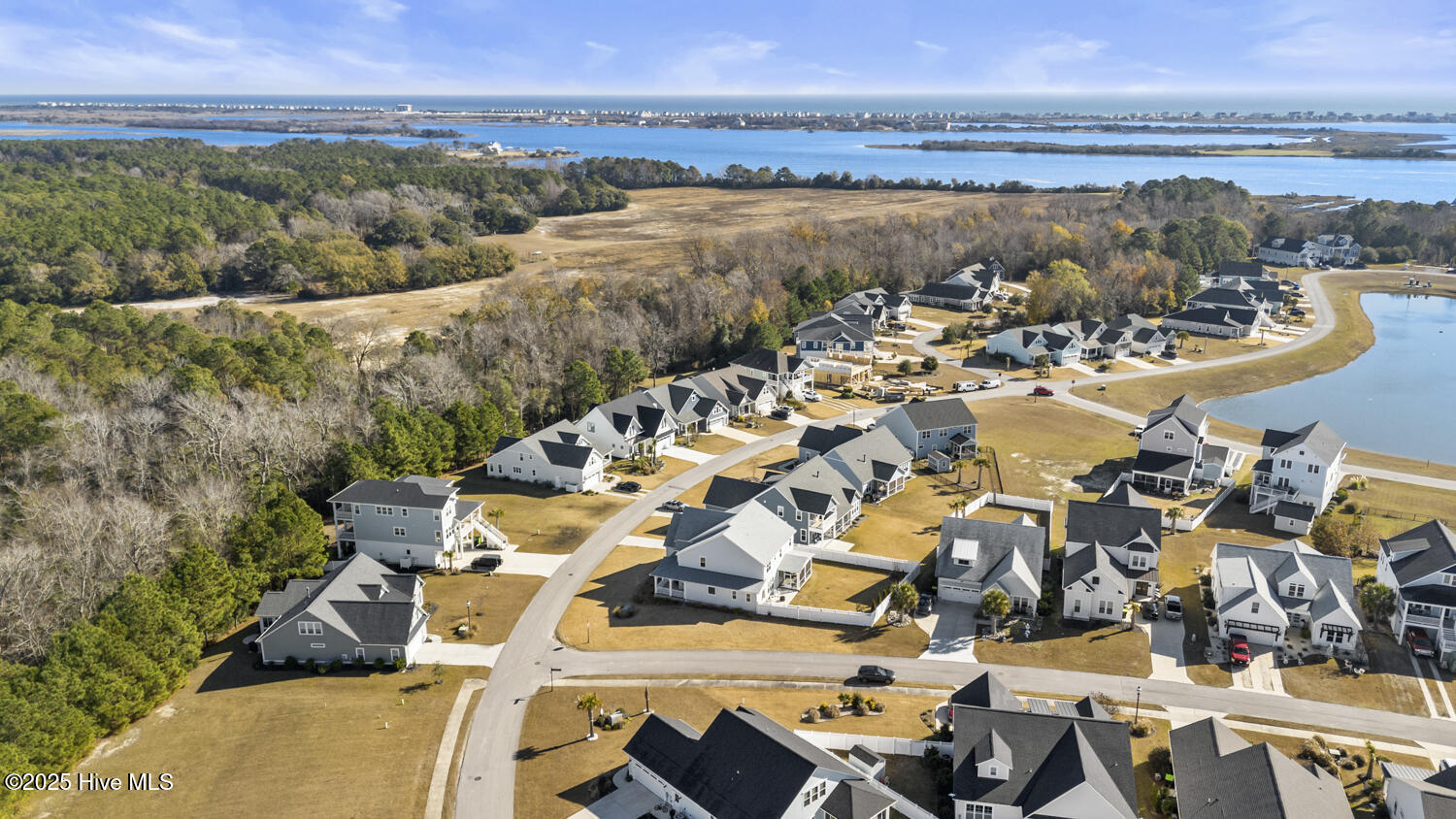 100545197 | Photo 70