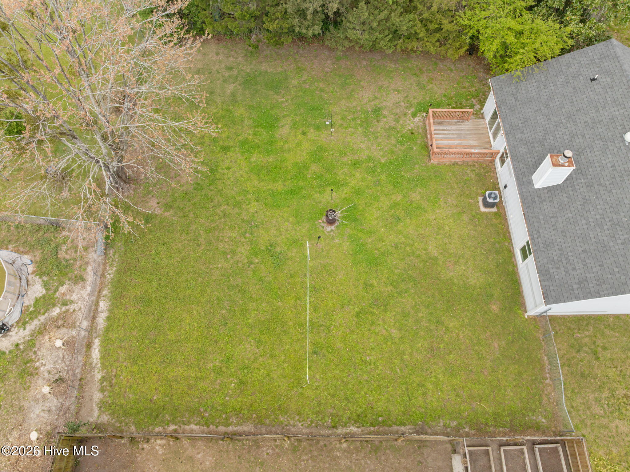 100563828 | Photo 39