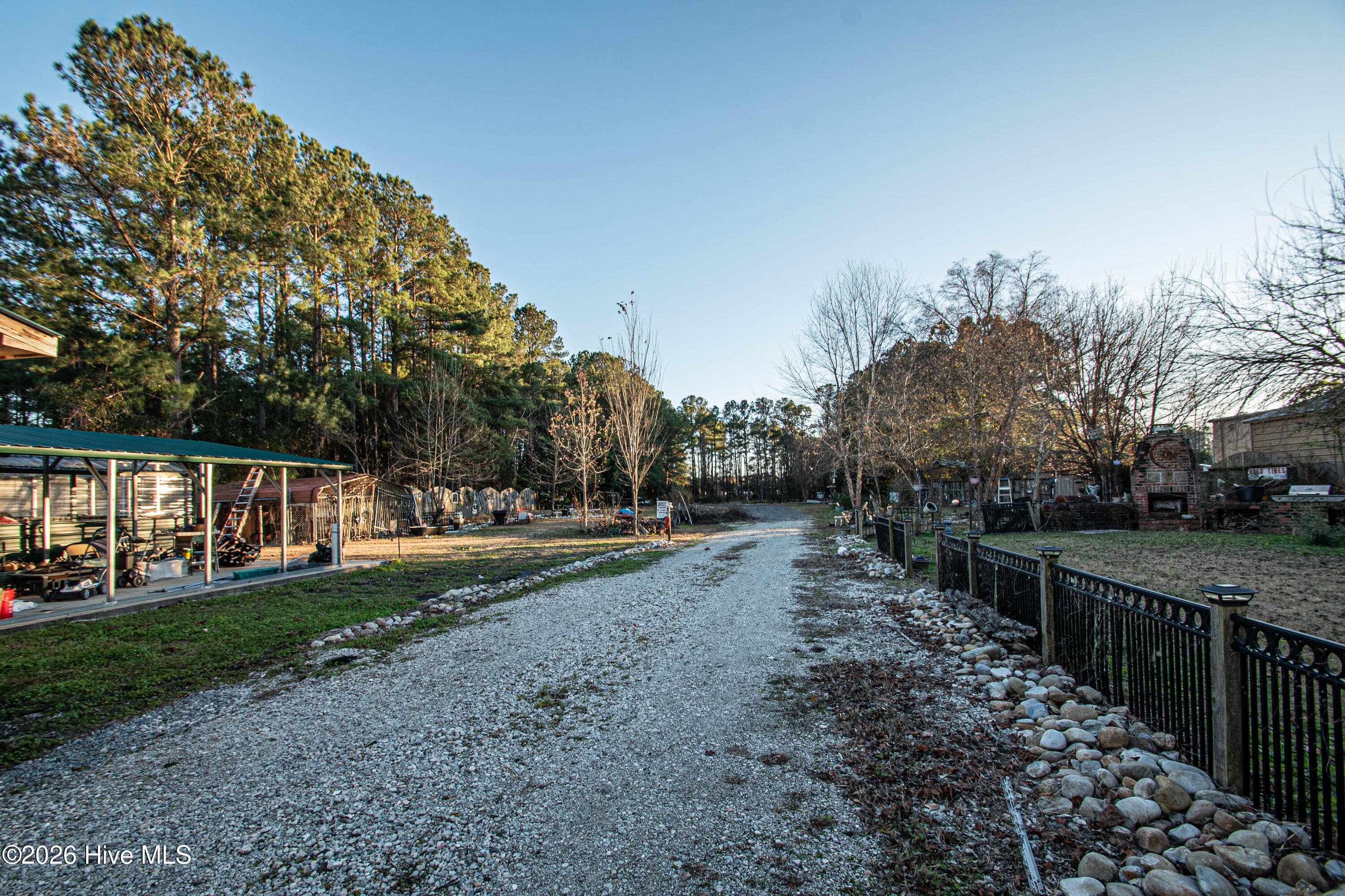 100554642 | Photo 36