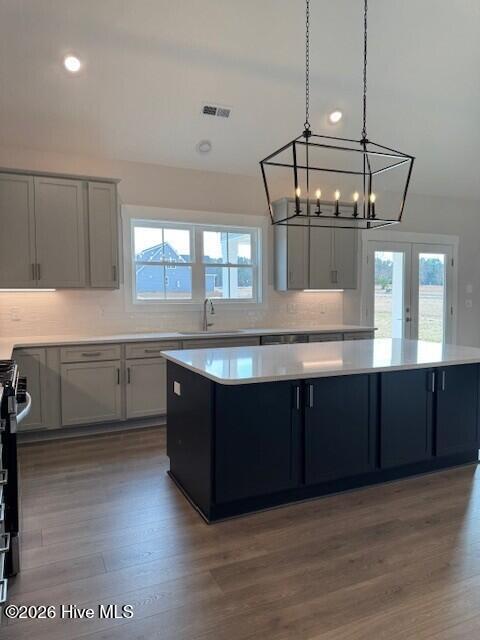 100520395 | Photo 16