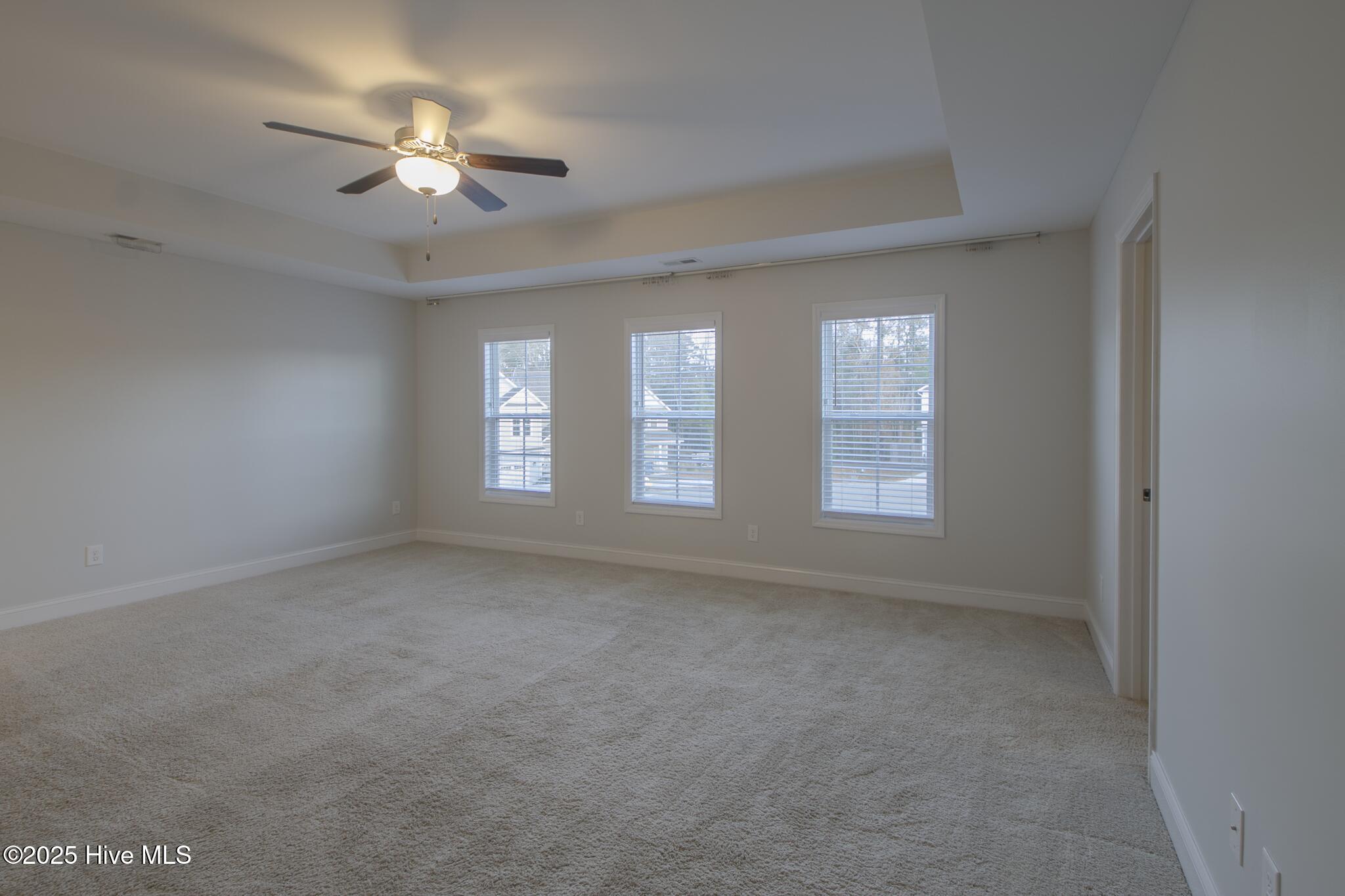 100543314 | Photo 15