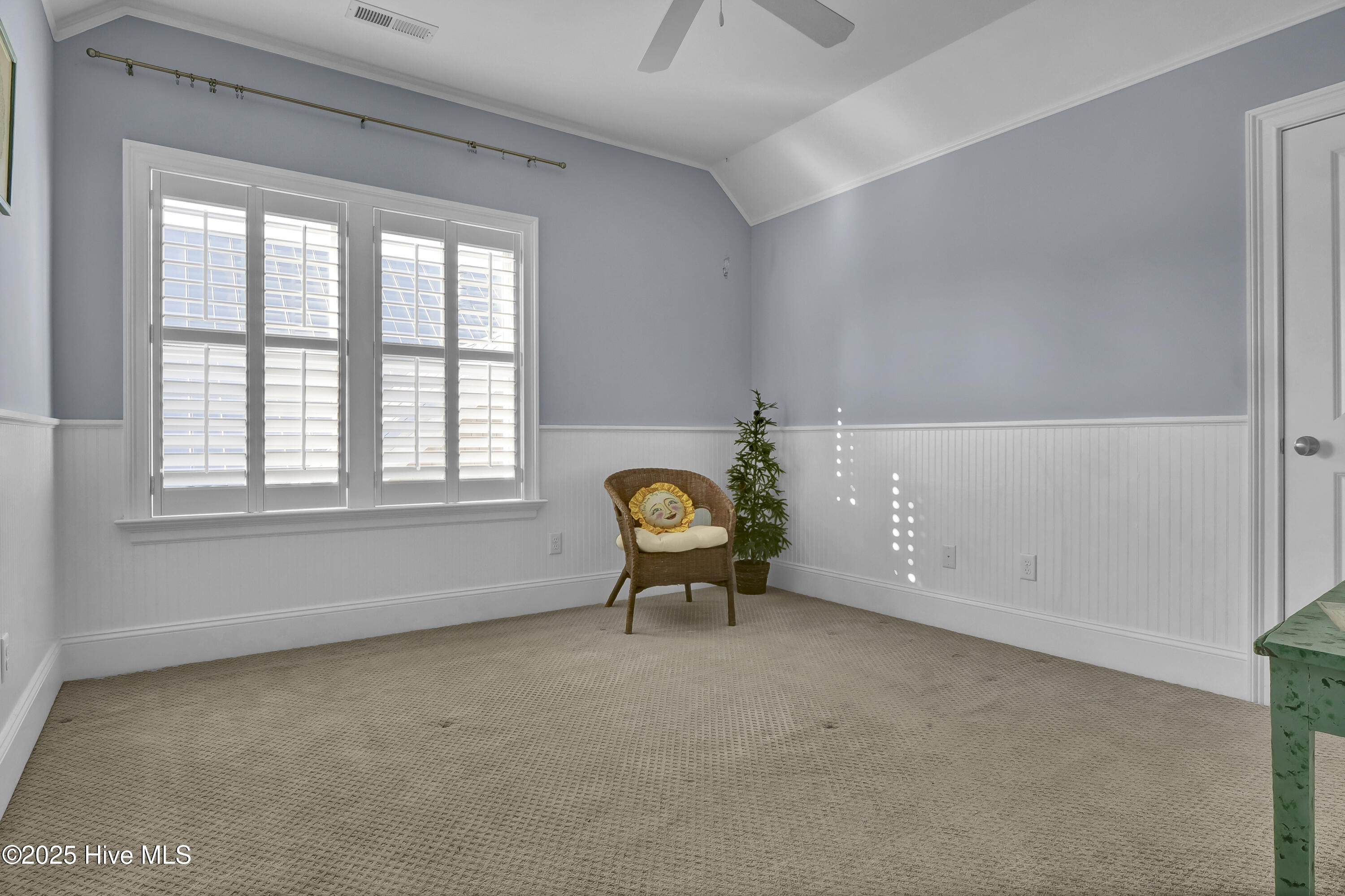 100504953 | Photo 30