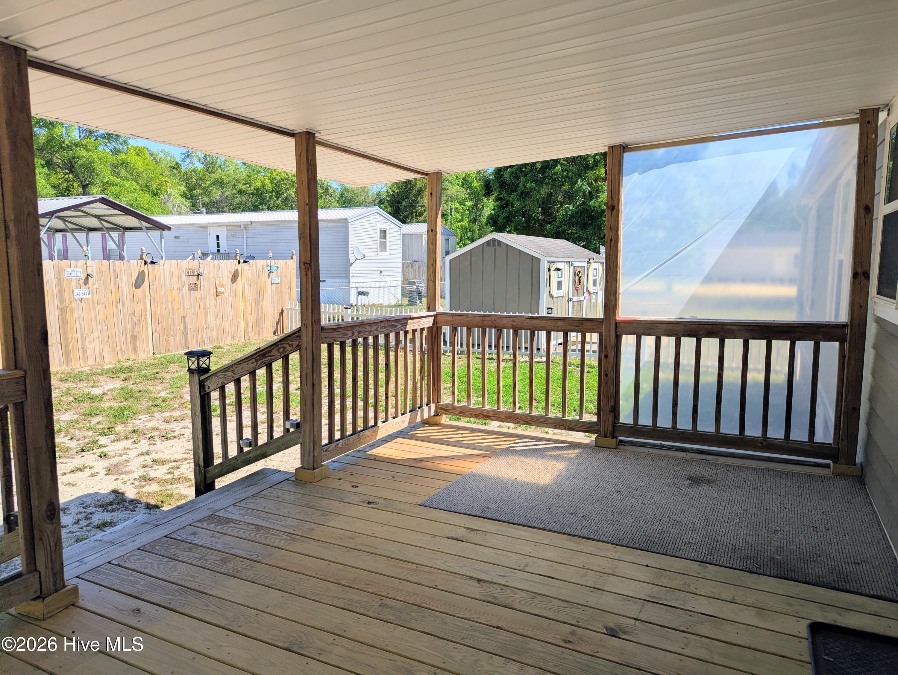 100556092 | Photo 19