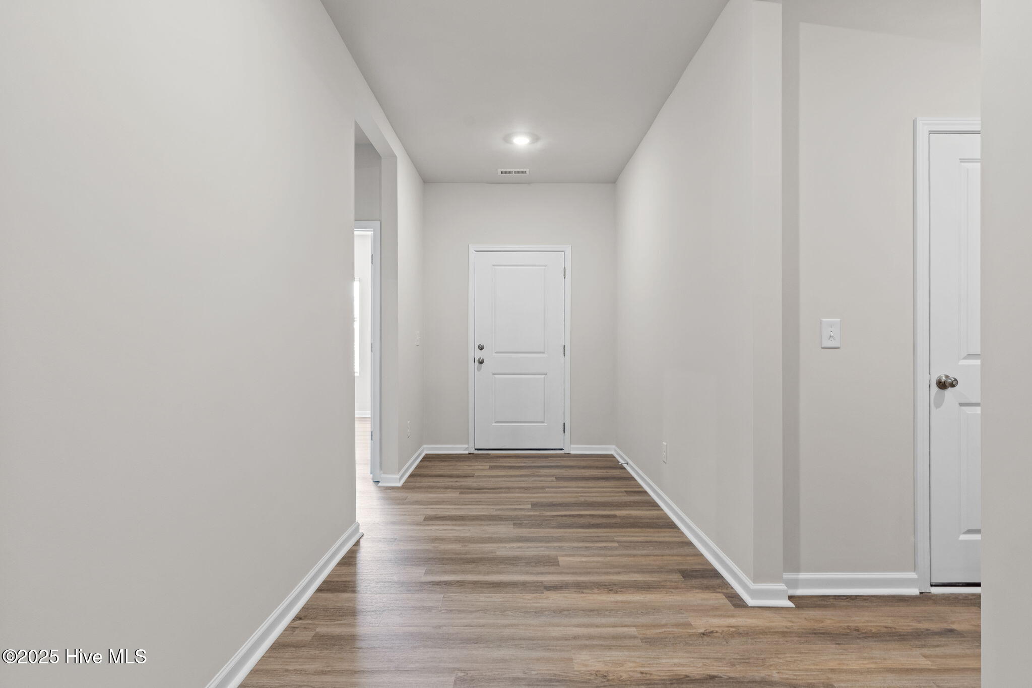 100533302 | Photo 20