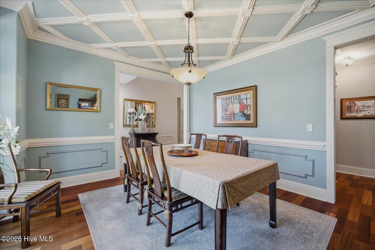 100564317 | Photo 22