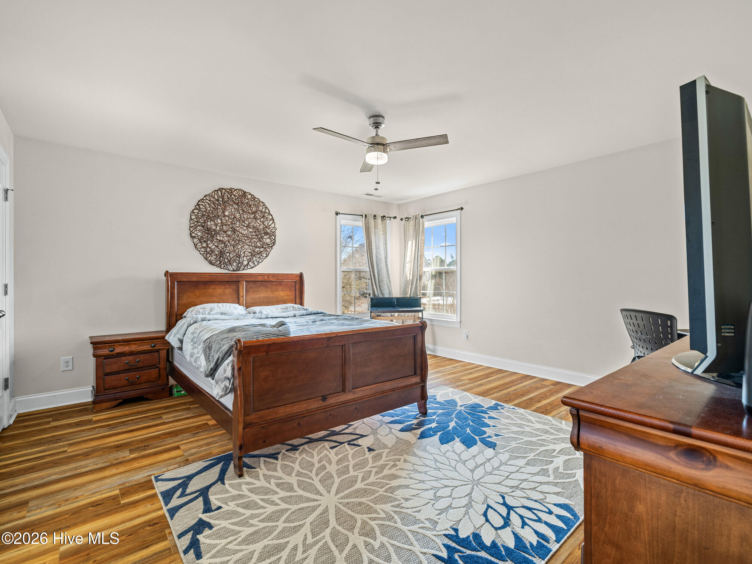 100554217 | Photo 56