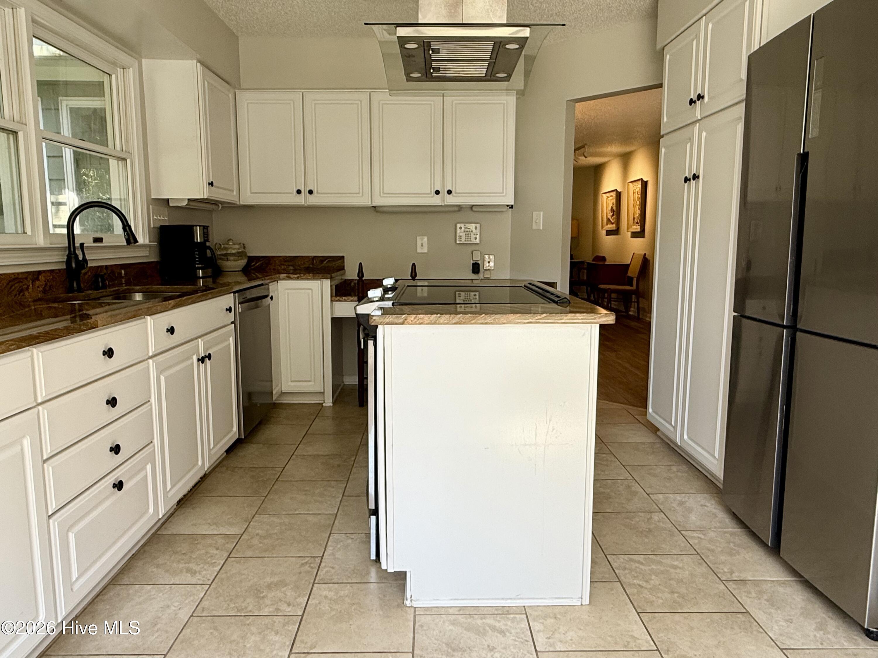 108 Fern Court,Pine Knoll Shores