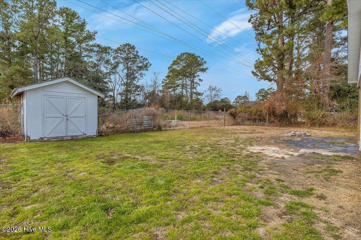 100555805 | Photo 40