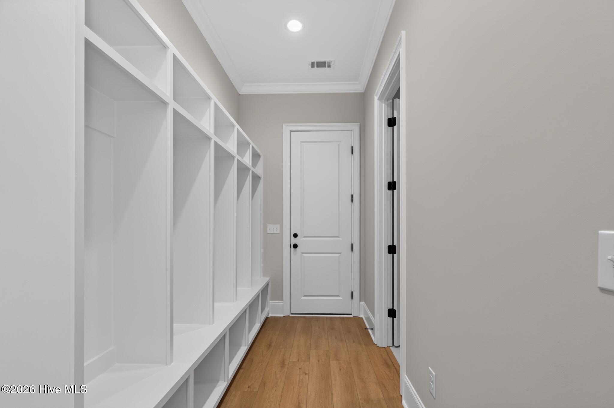 mud room