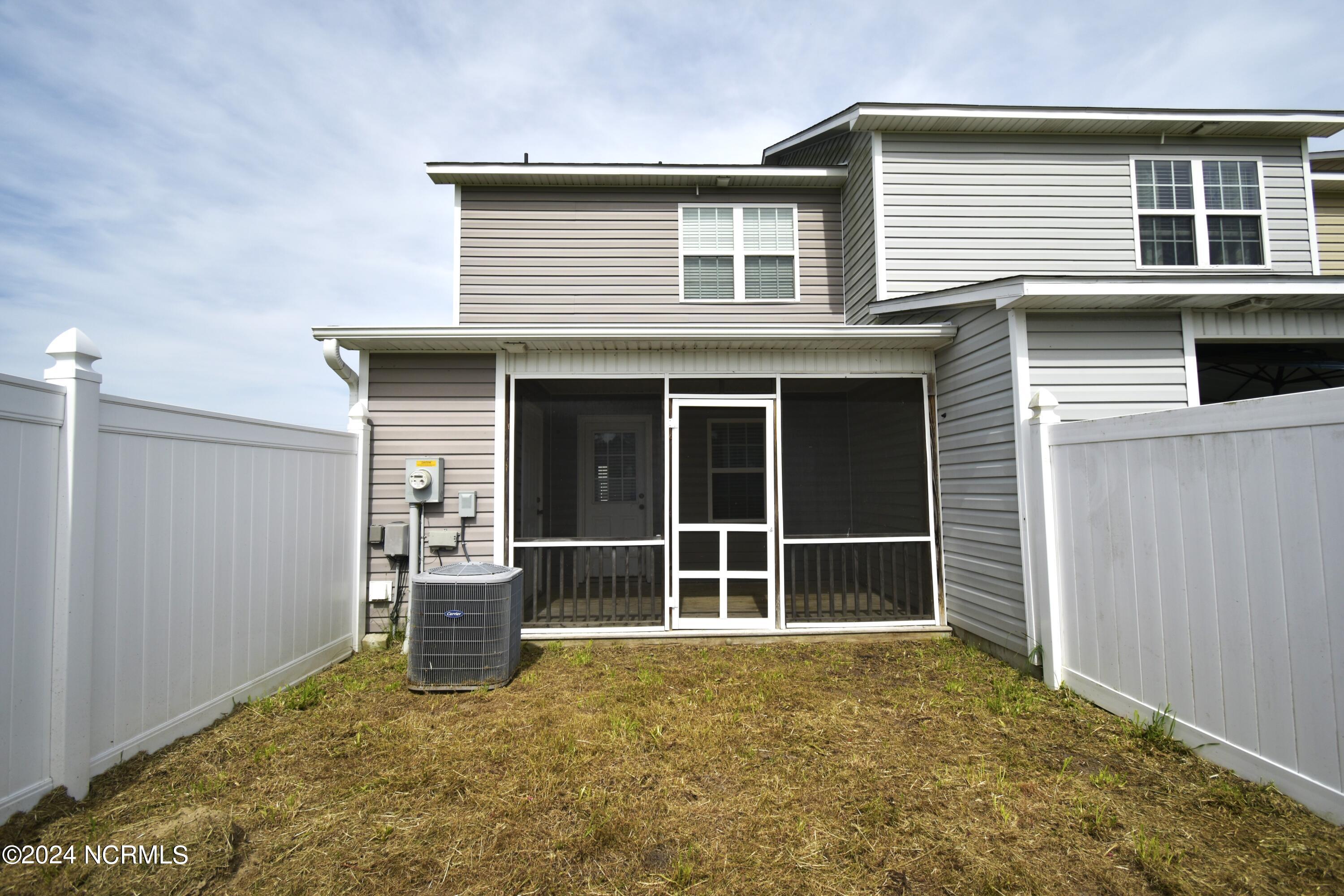 202 Lanieve Court 4,Hubert