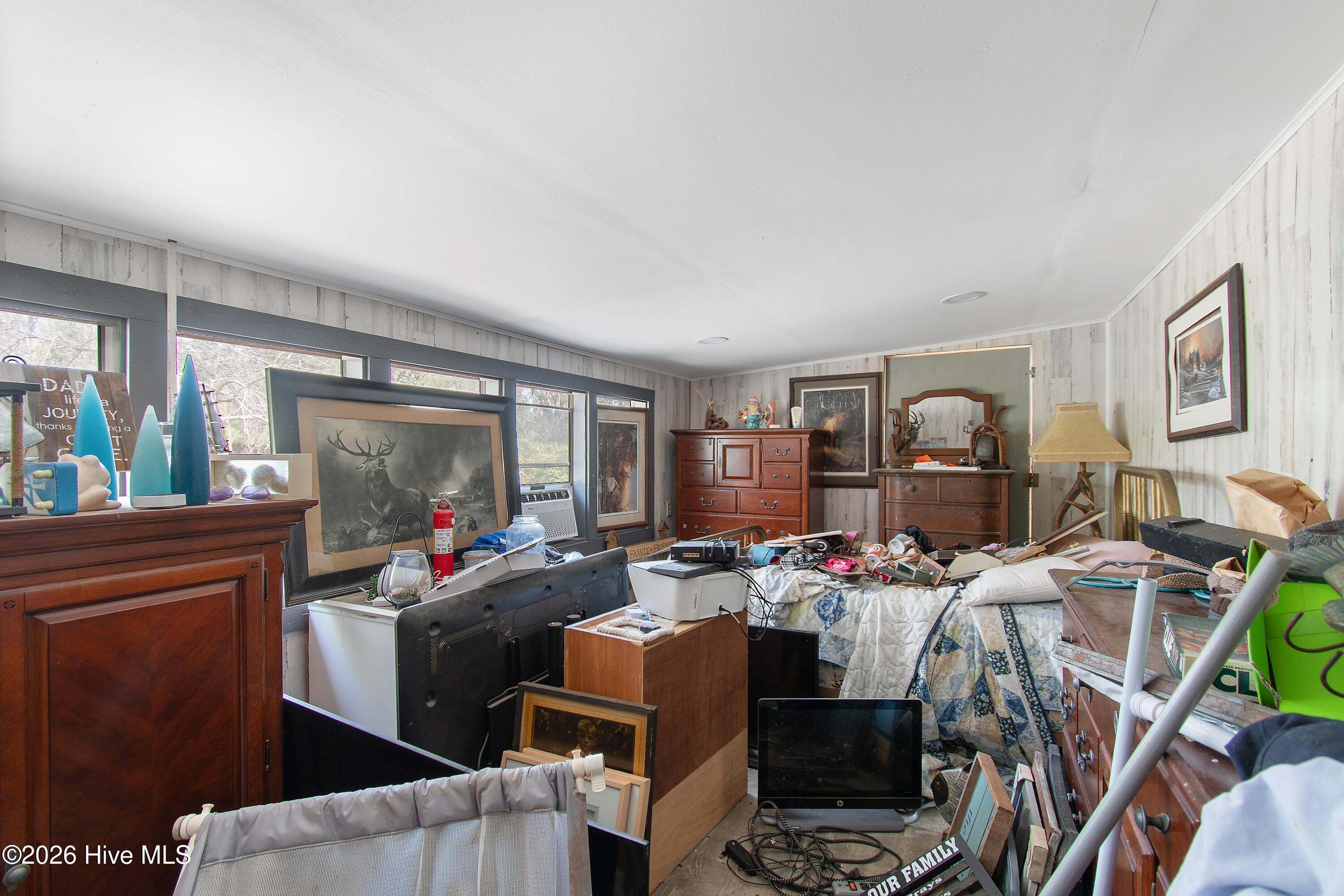 100567014 | Photo 21