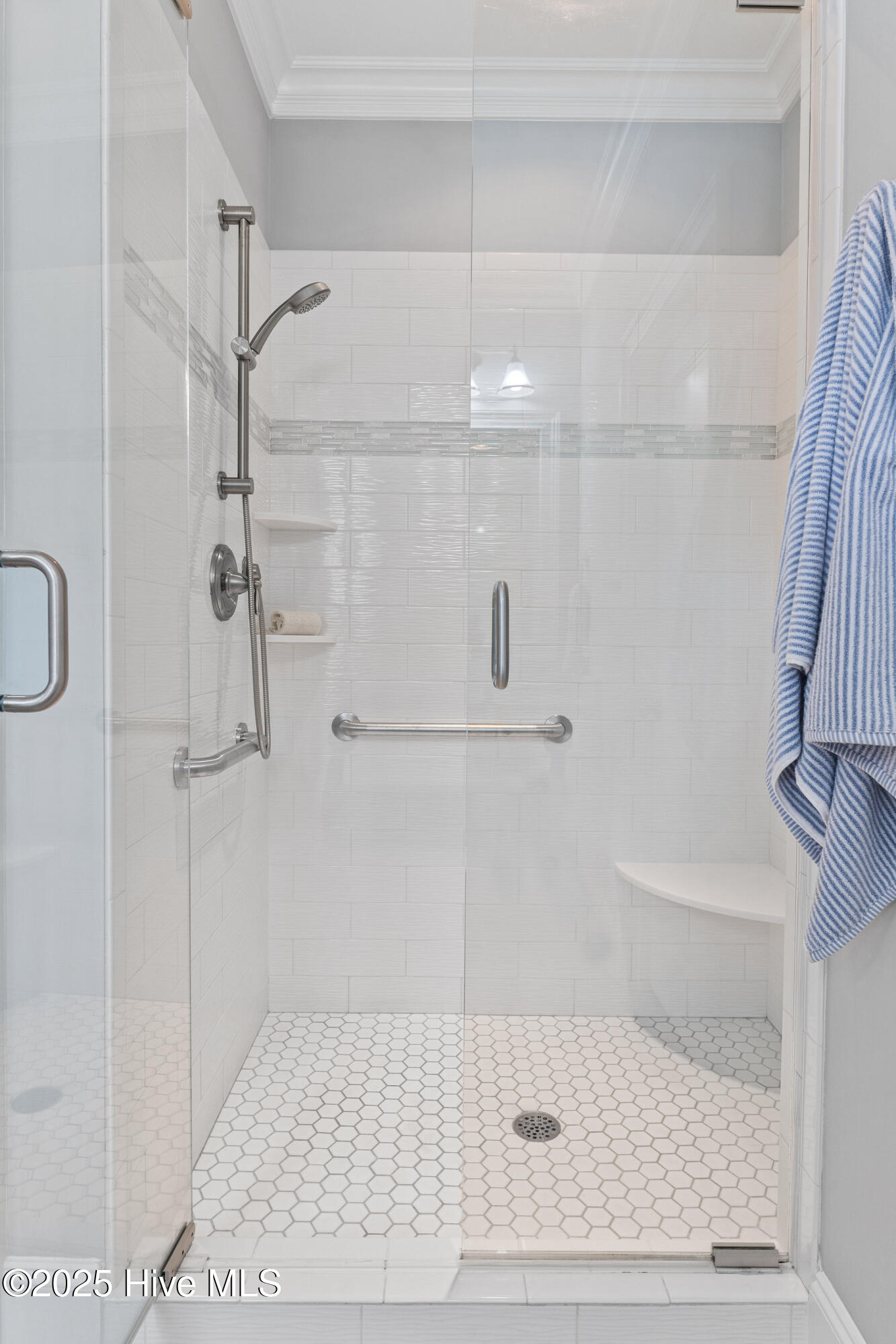 100524924 | Photo 28