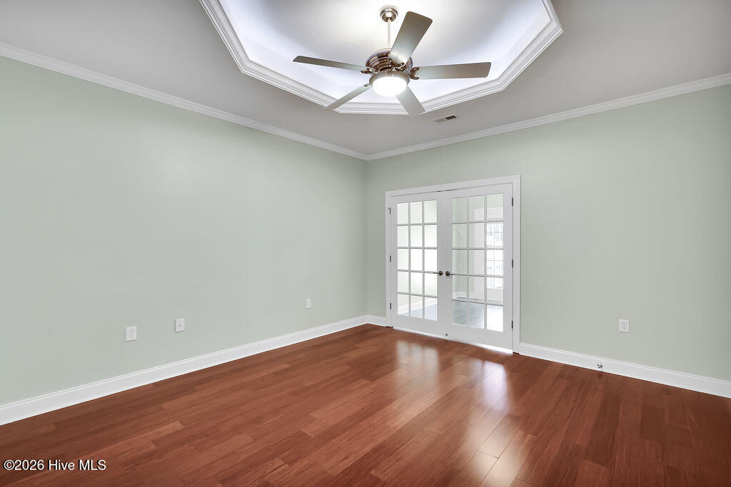 100548376 | Photo 21