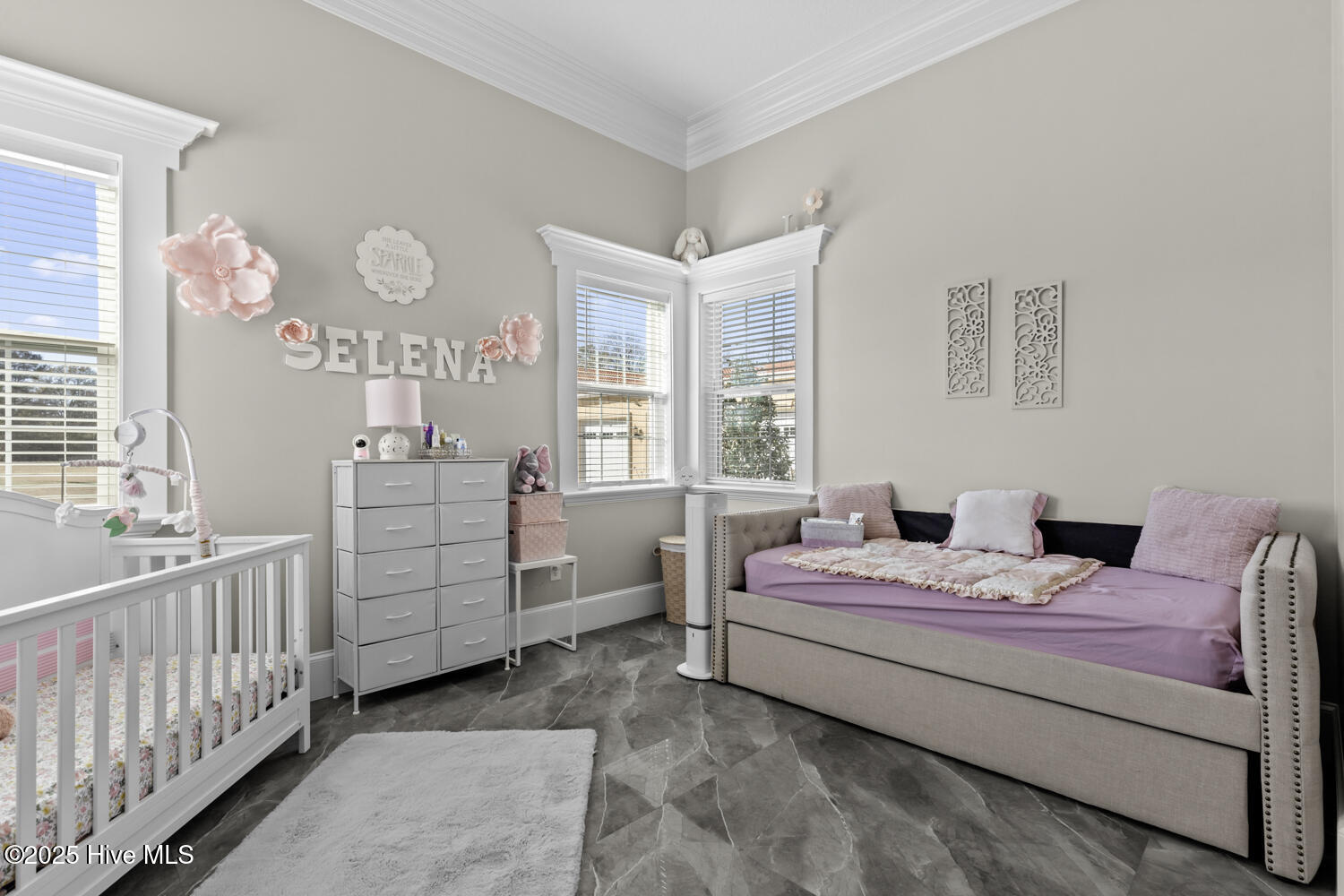 100546022 | Photo 38