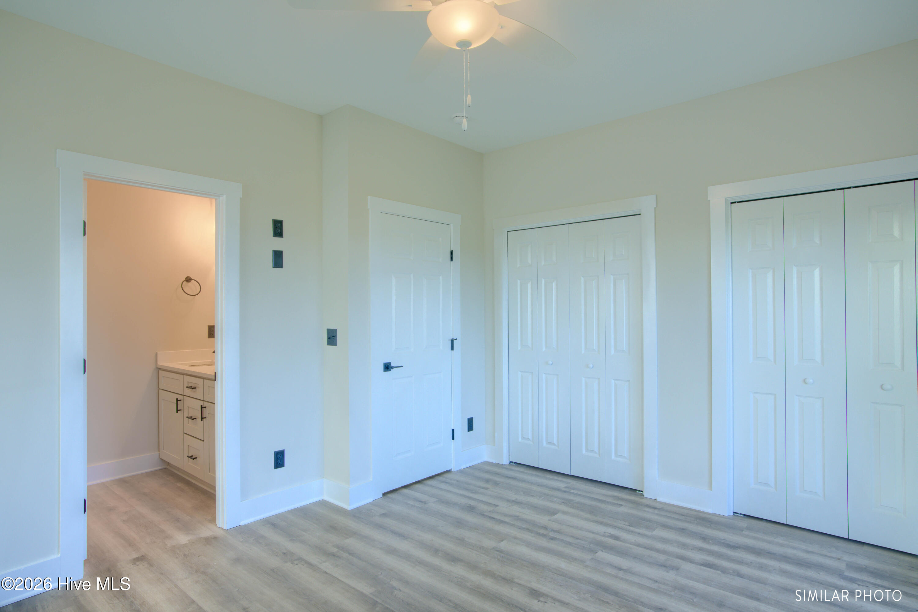 100552614 | Photo 16