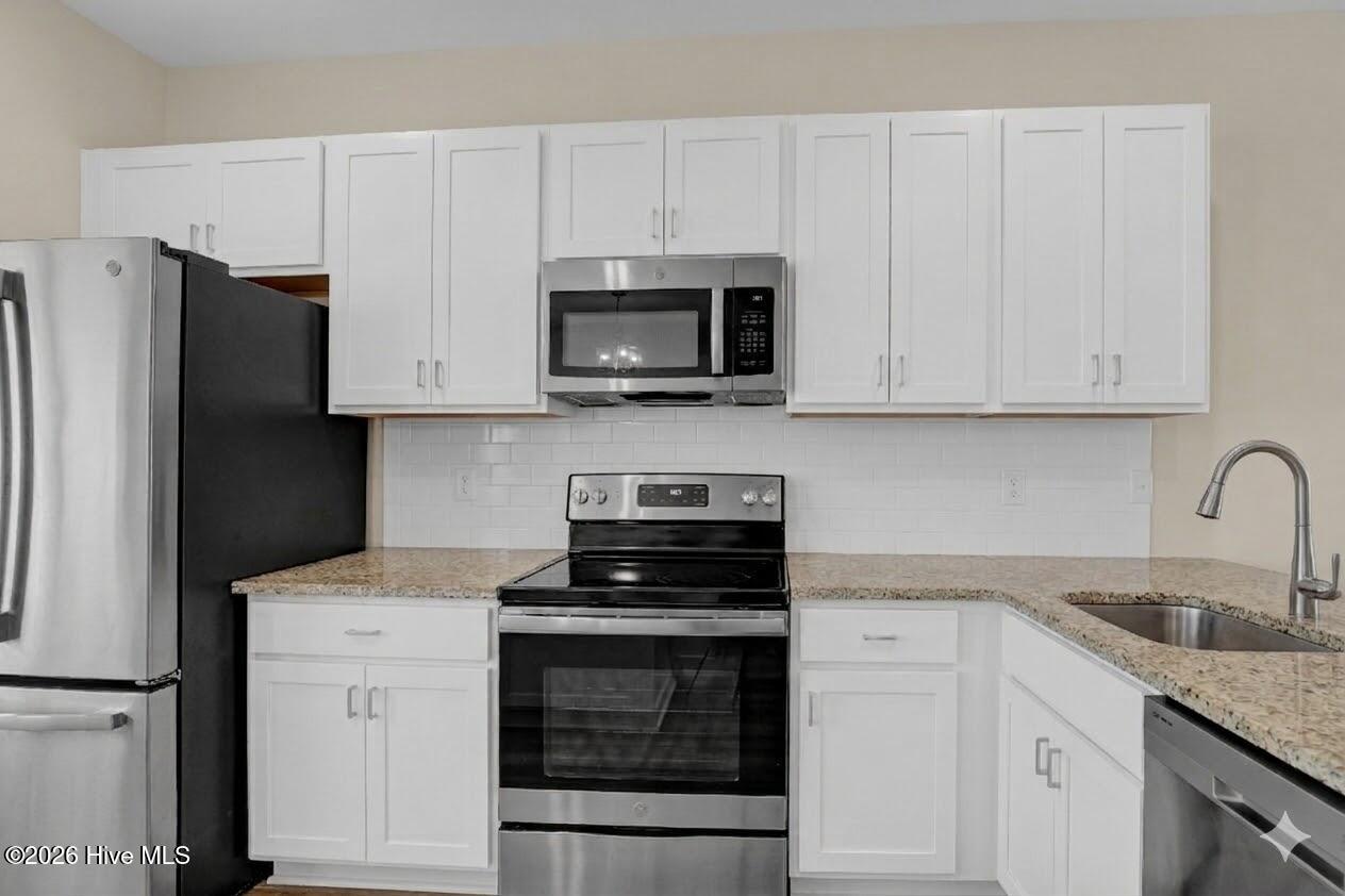 100556356 | Photo 12