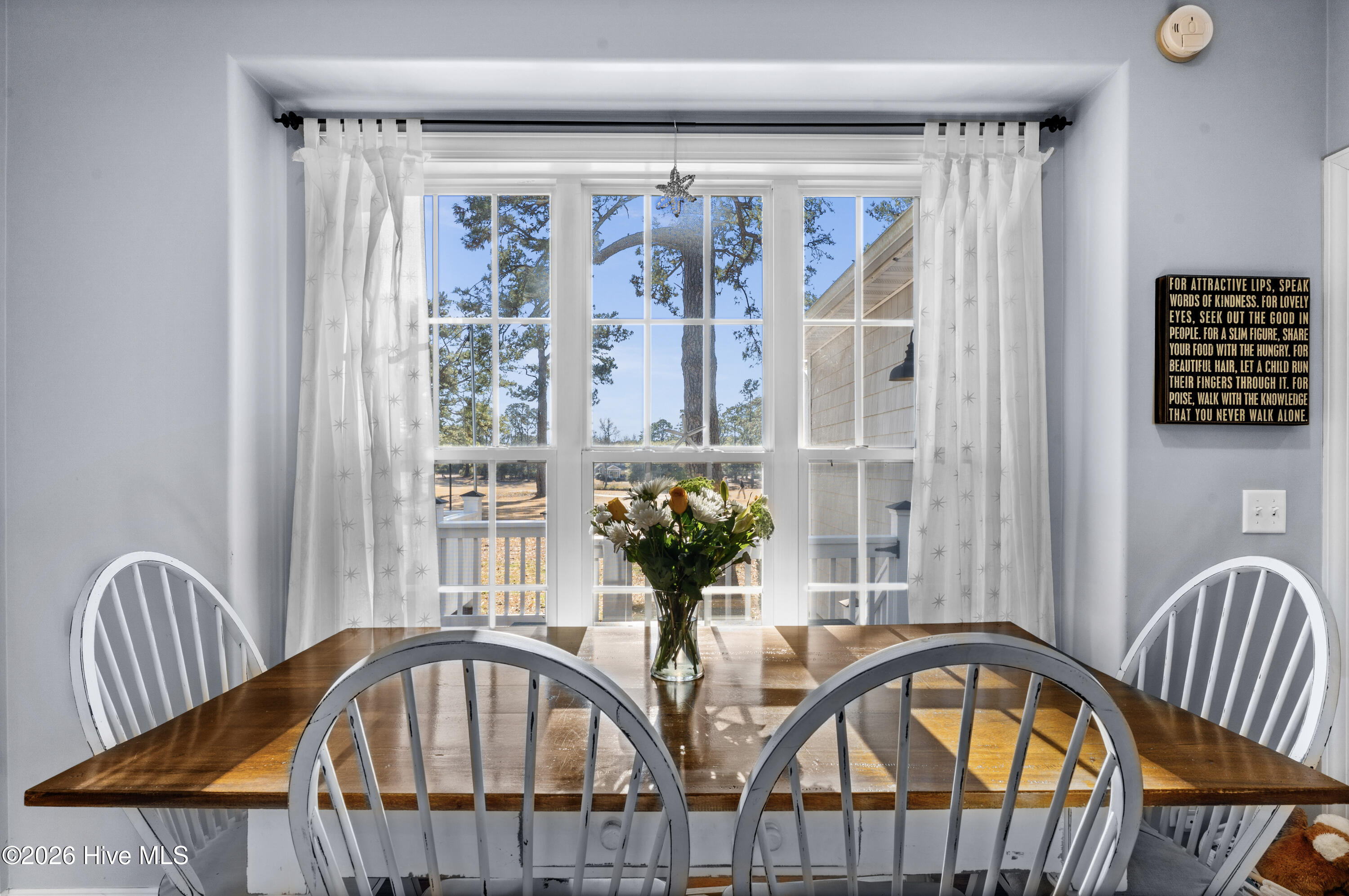 100550440 | Photo 24