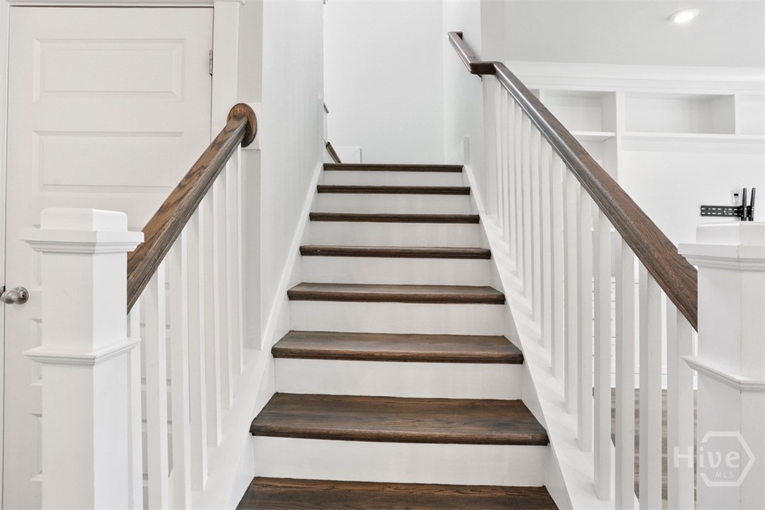 LET'S HEAD UPSTAIRS!