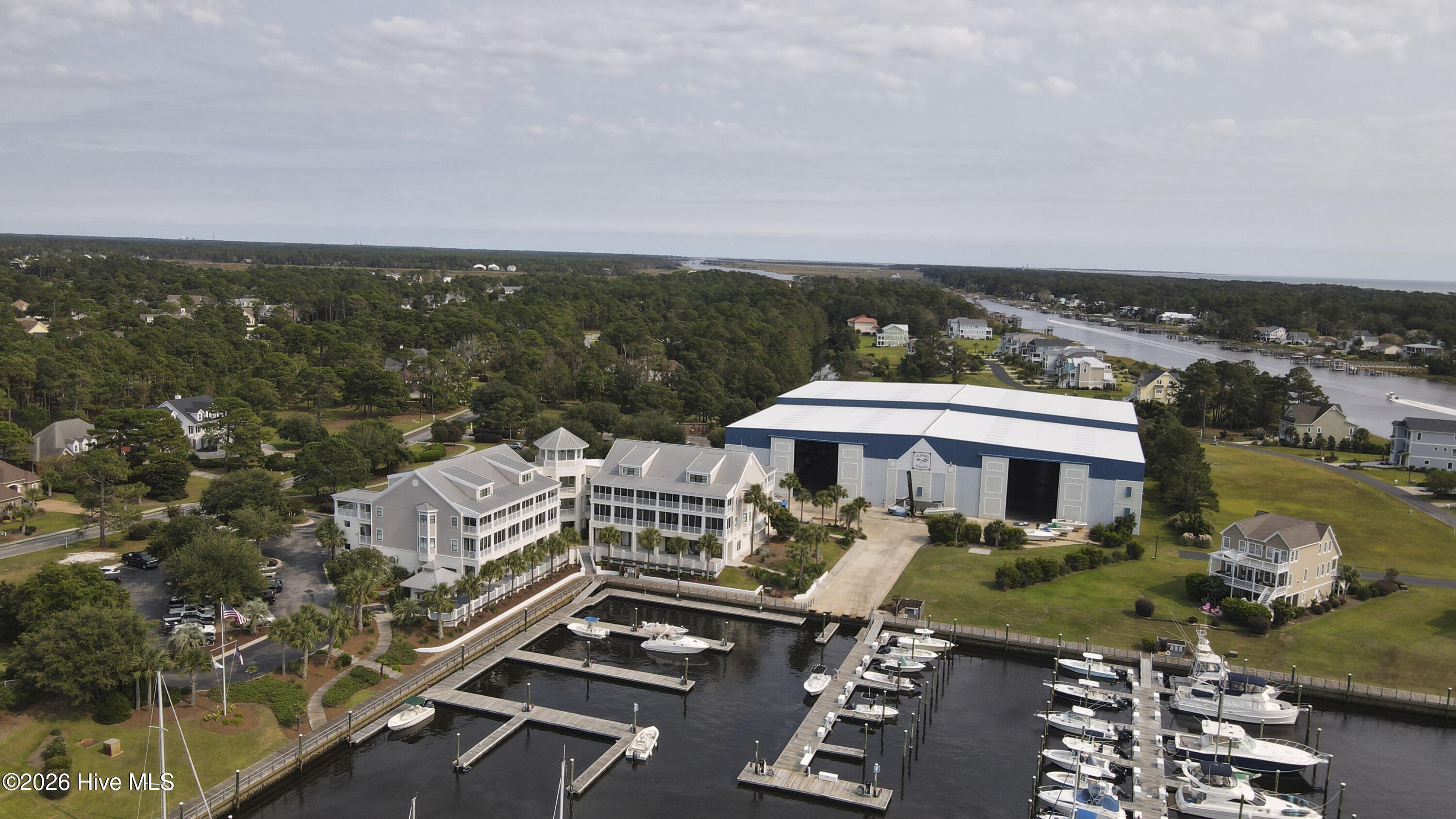 100567899 | Photo 71