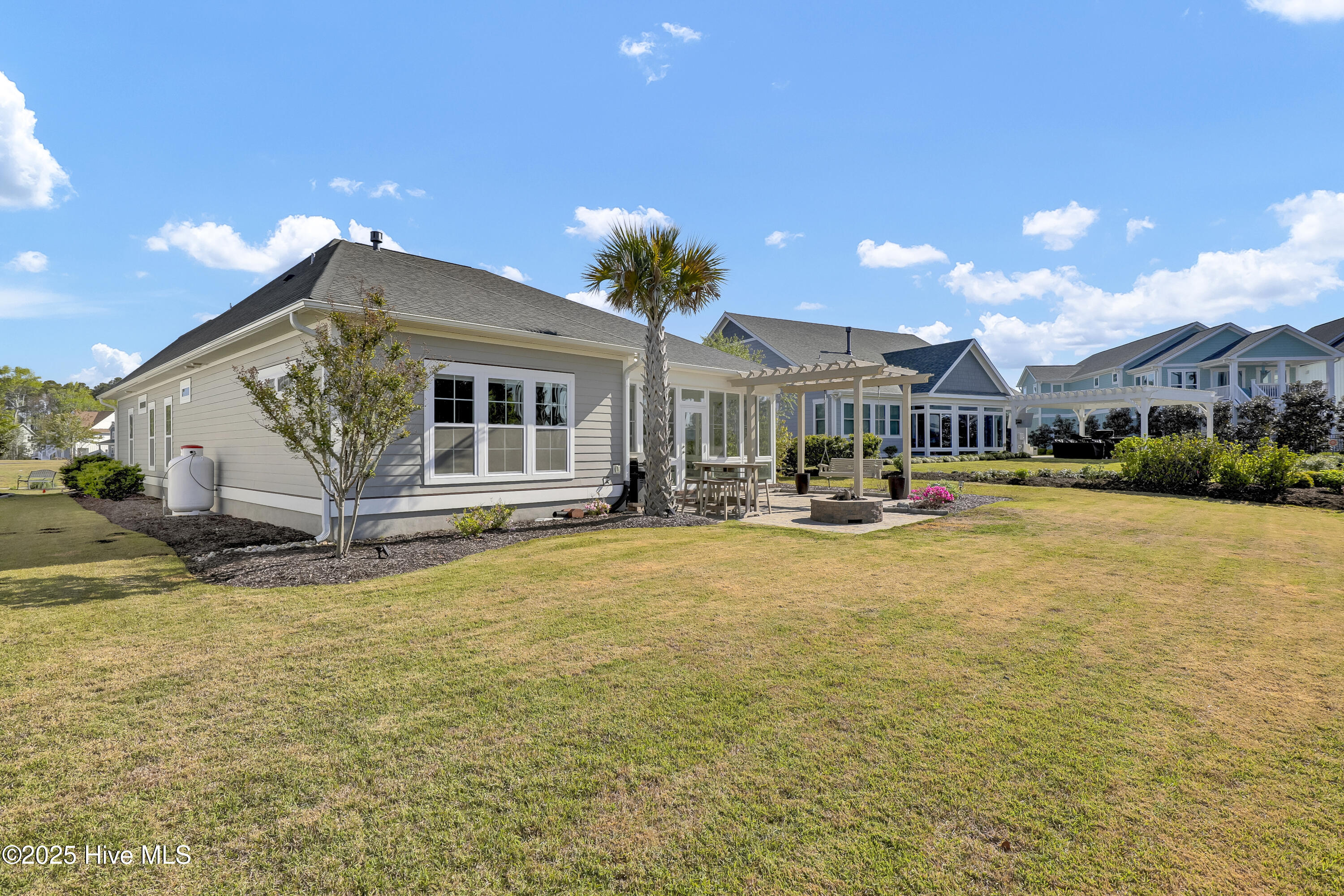 100565808 | Photo 29