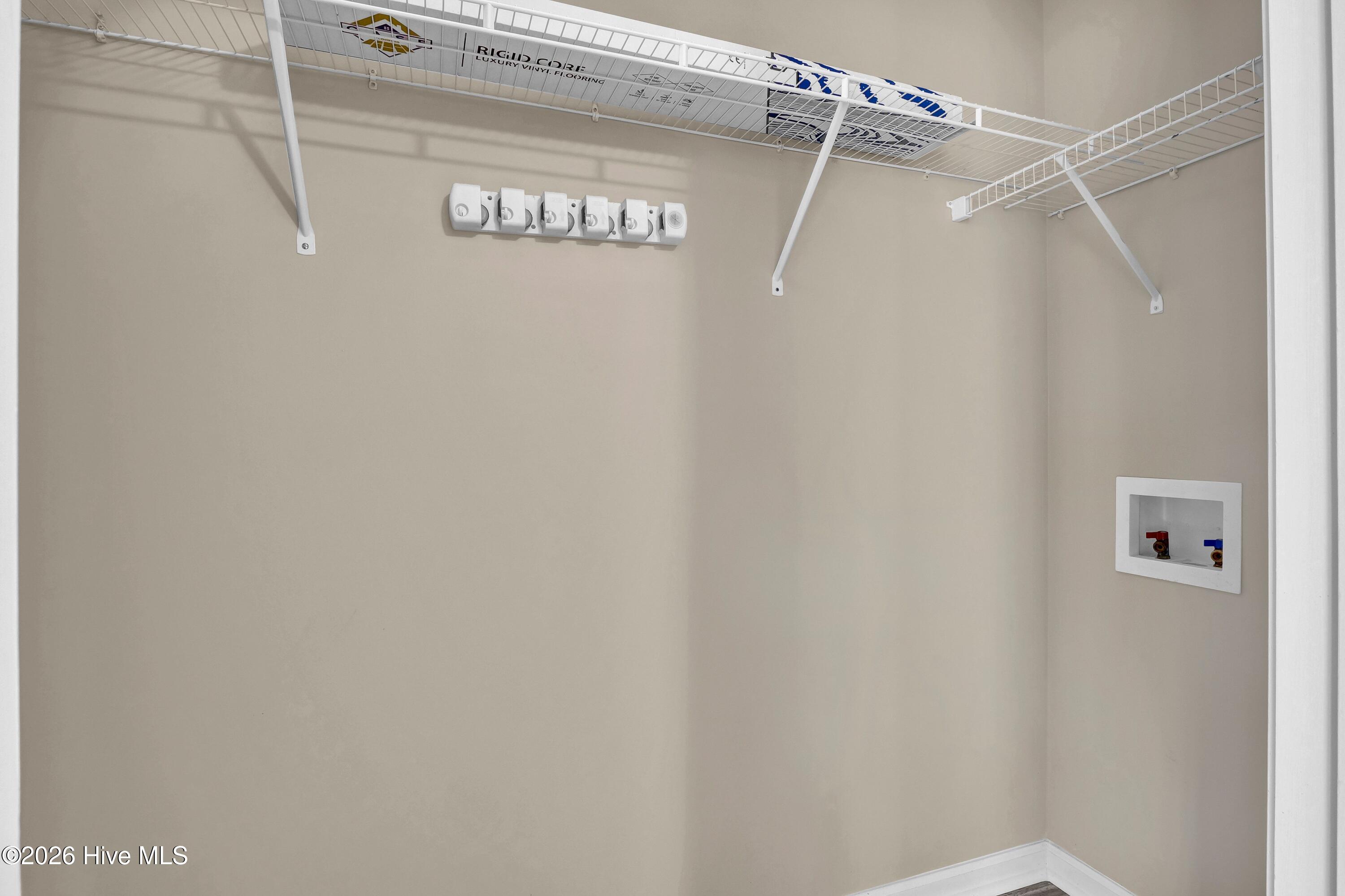 100550927 | Photo 20