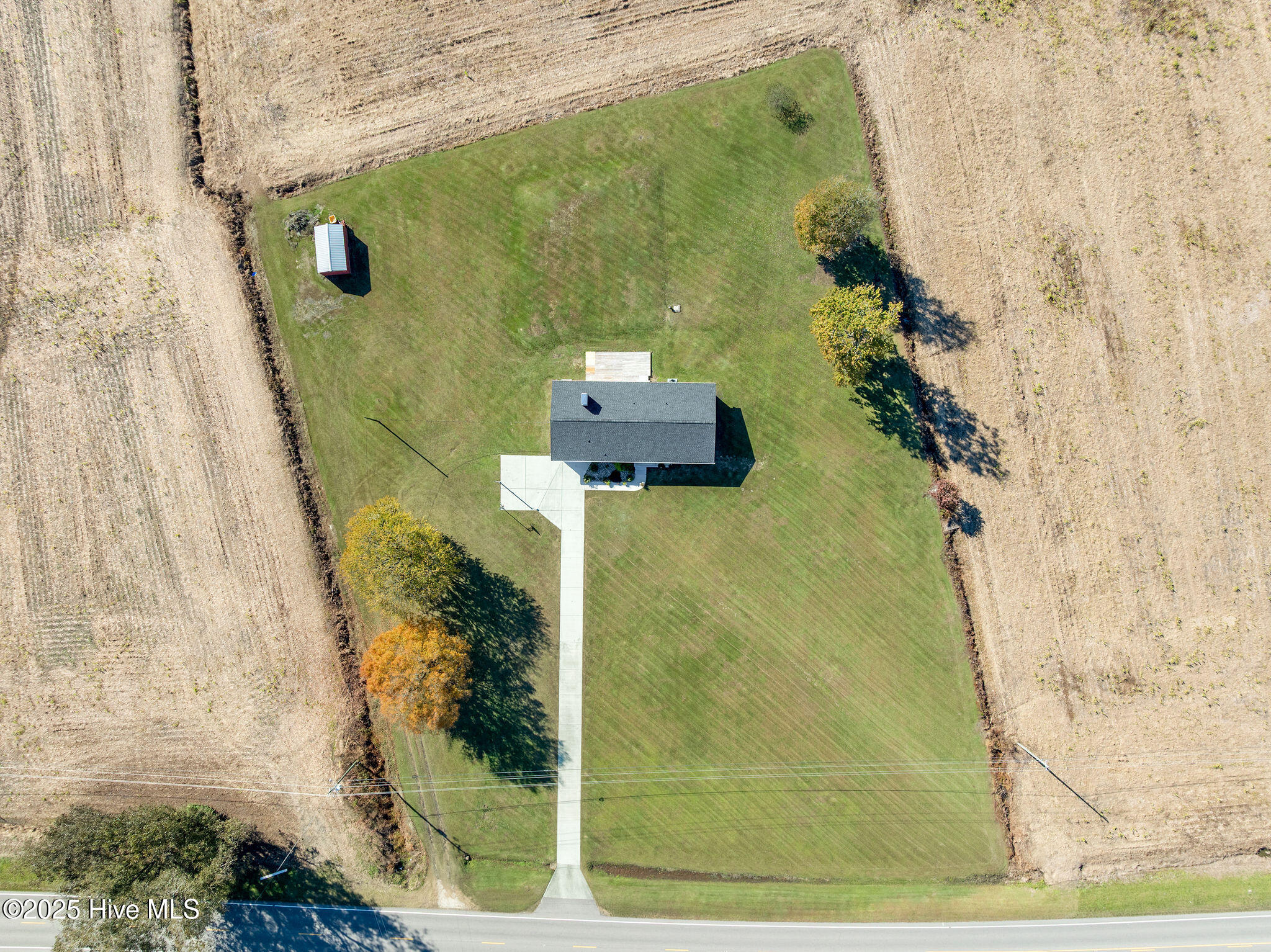 Homes for sale in Burgaw, NC | 1505 Us Hwy 117 Byp S, Burgaw, NC 28425 | MLS# 100540291