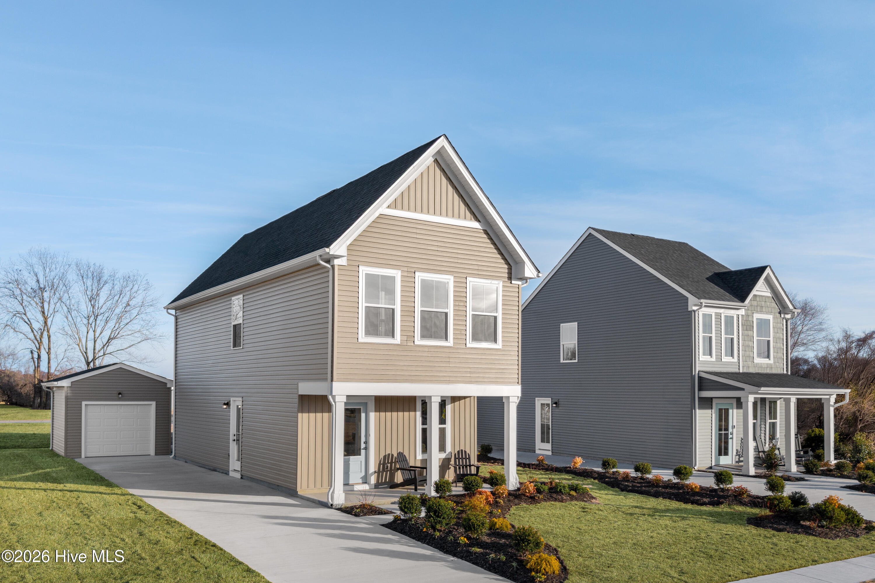 MPO-713 RHR Colonial Village Tate Model-