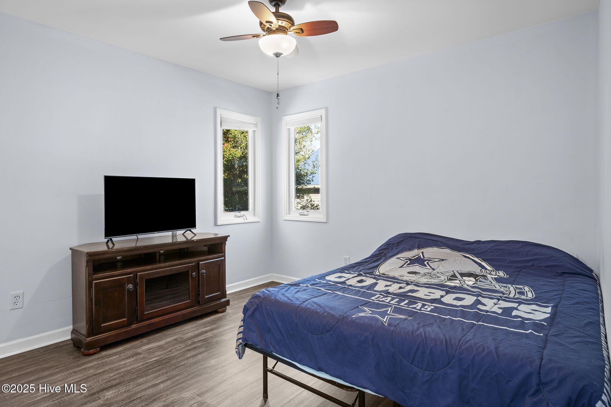 100542454 | Photo 30