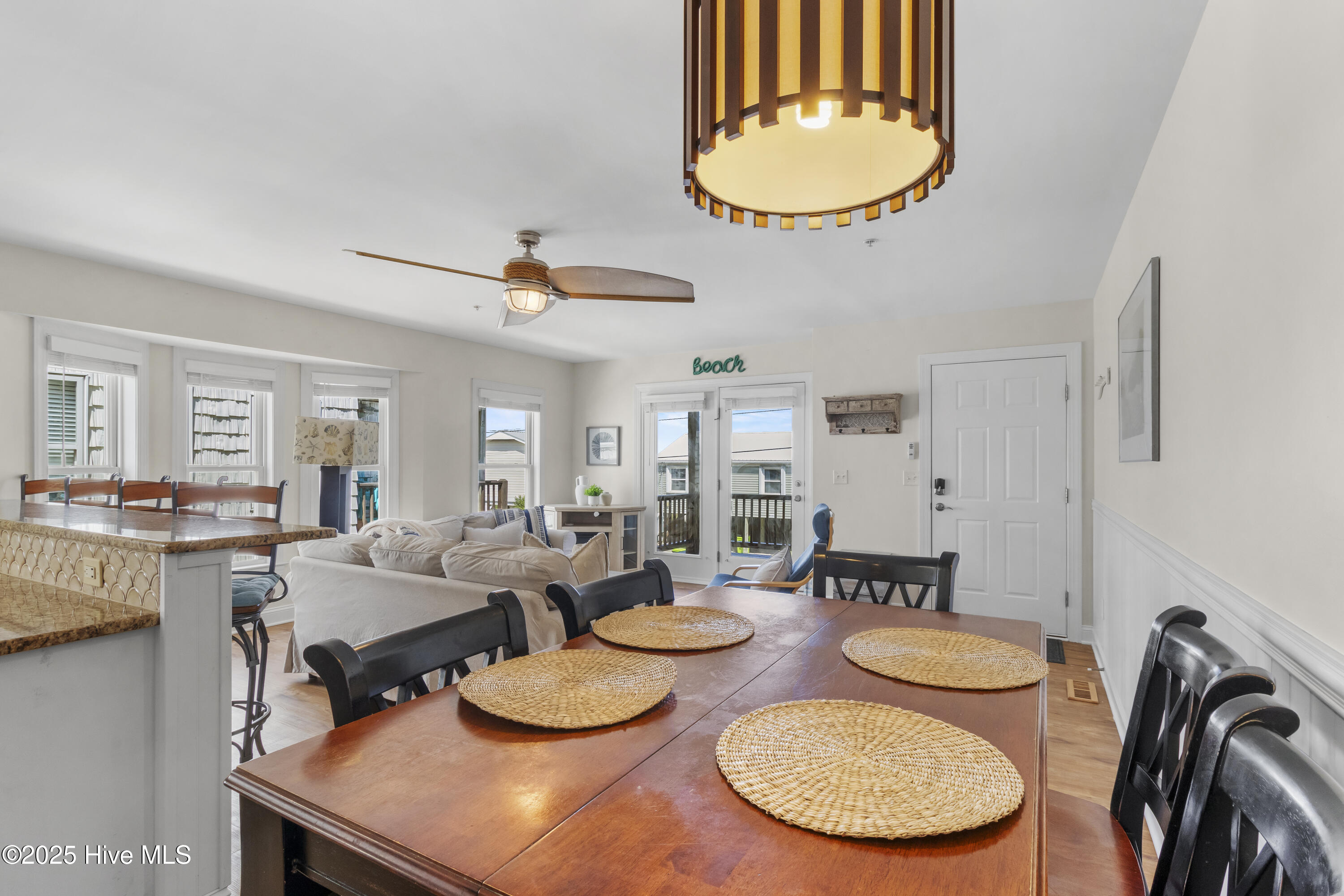 100516276 | Photo 14