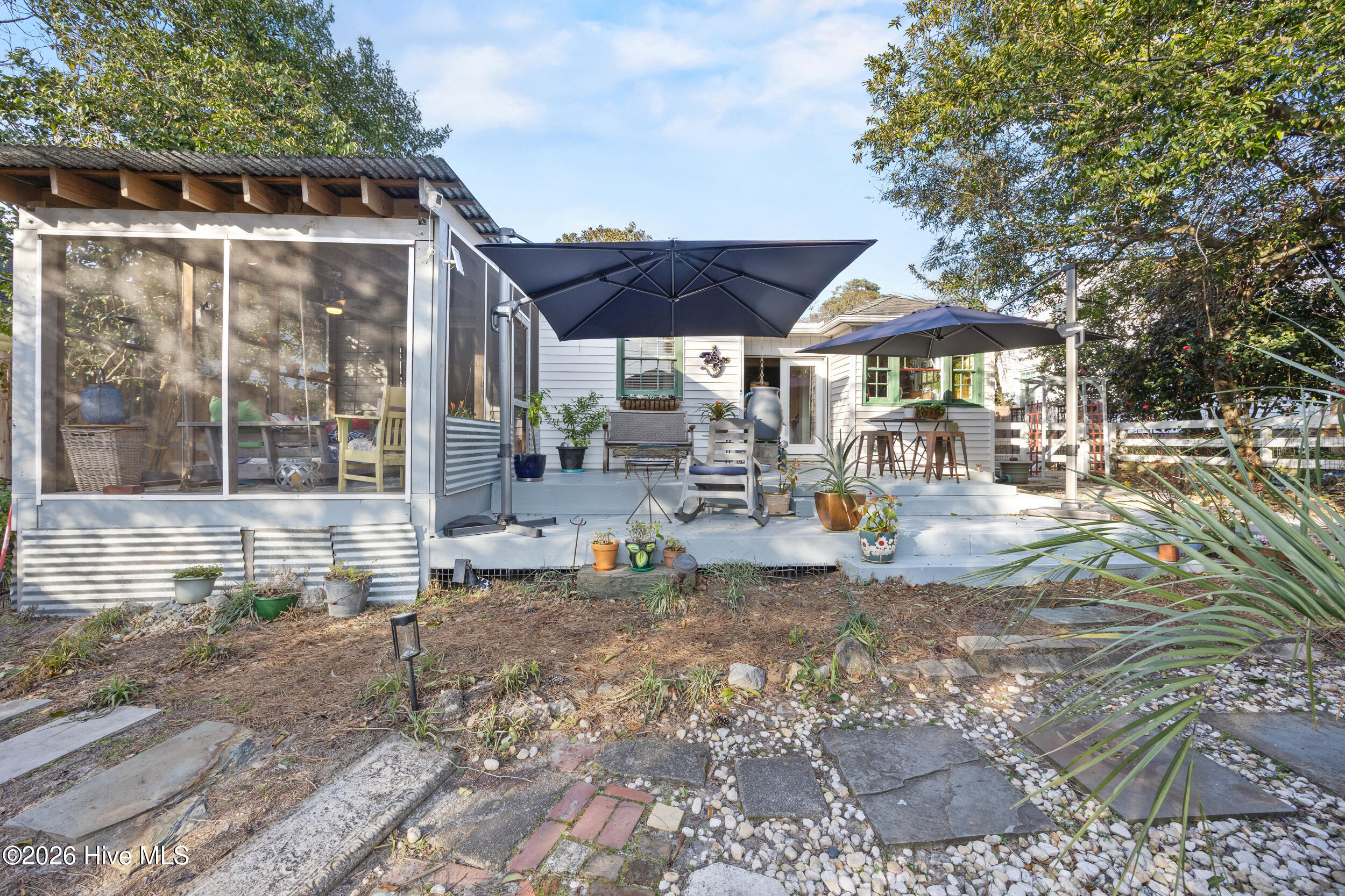 100559586 | Photo 31