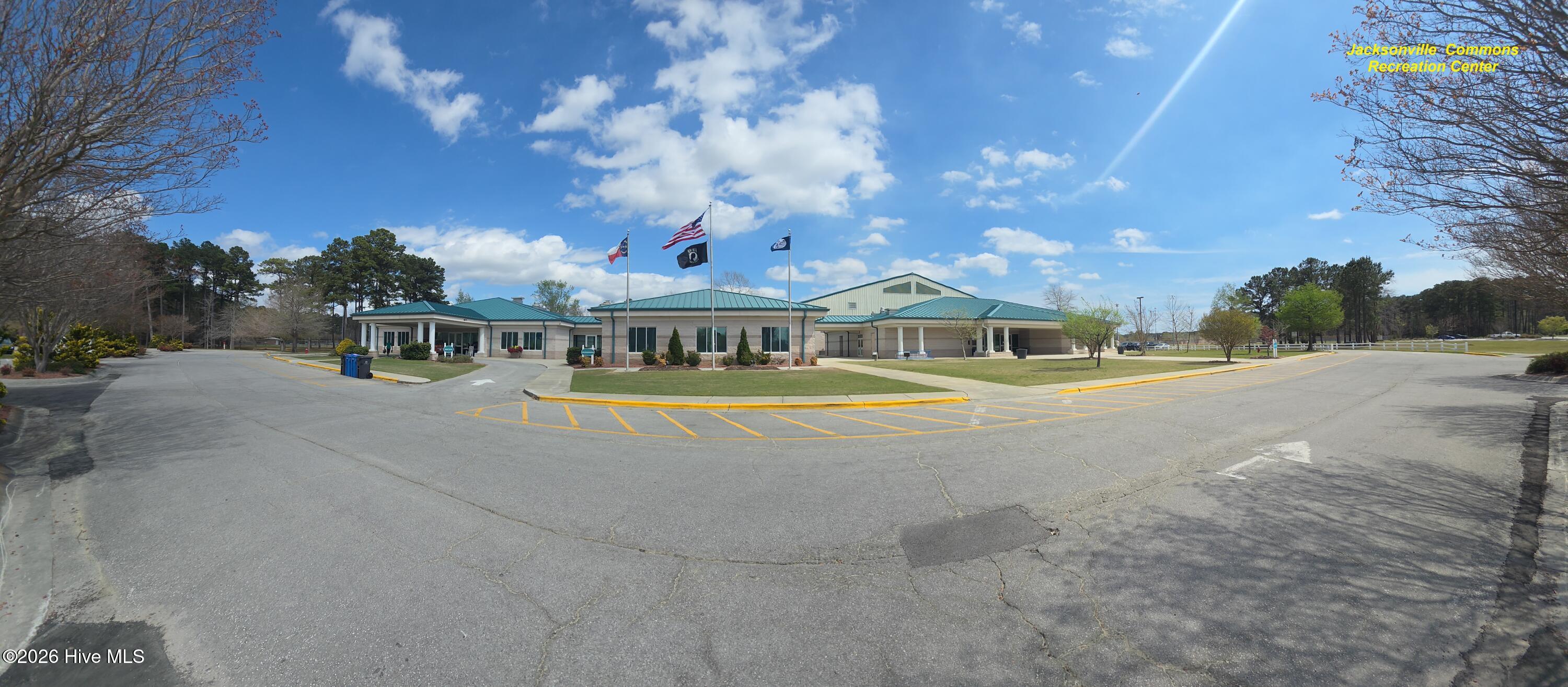 100562387 | Photo 47