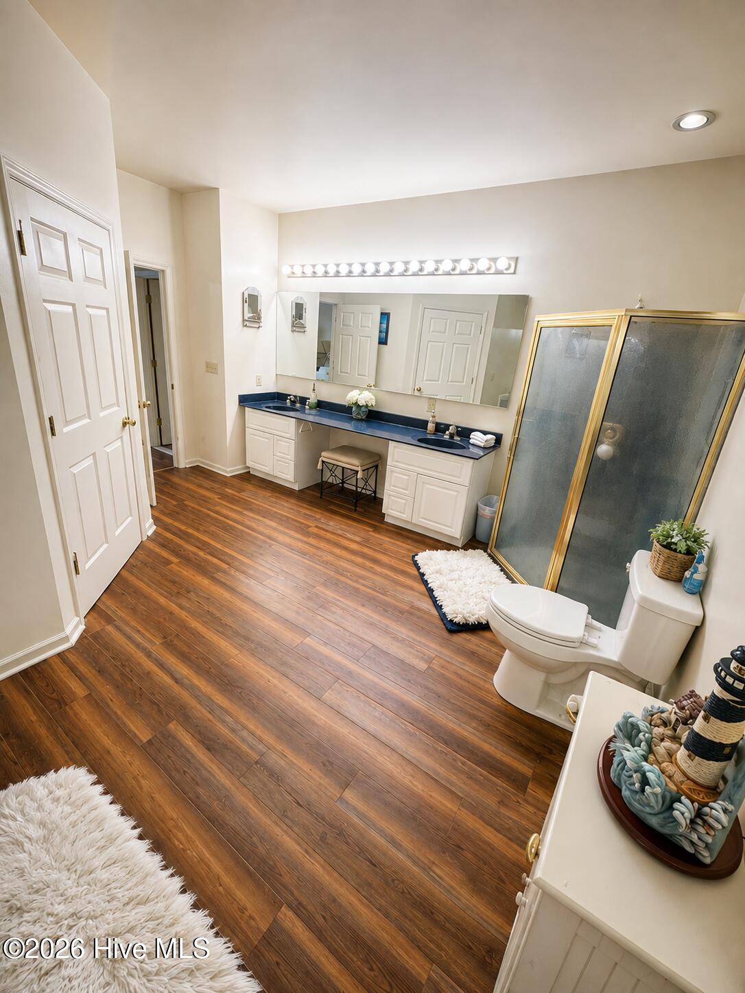 888 Sea Gate Drive,Newport