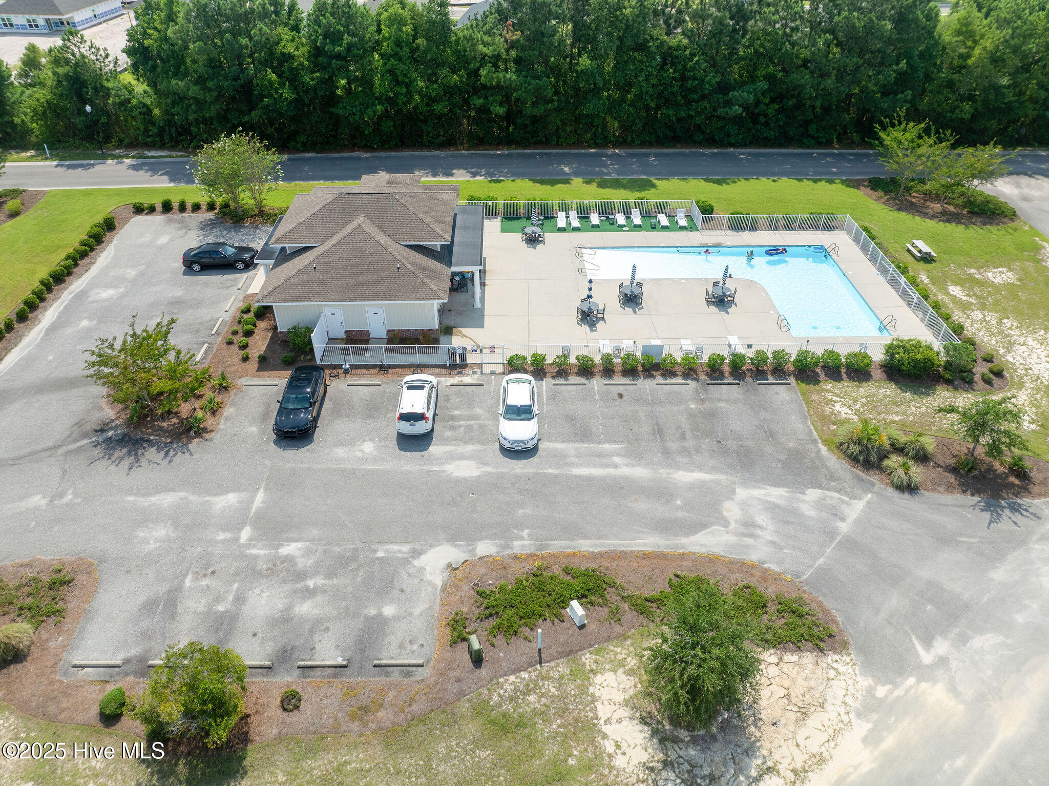 100539651 | Photo 60