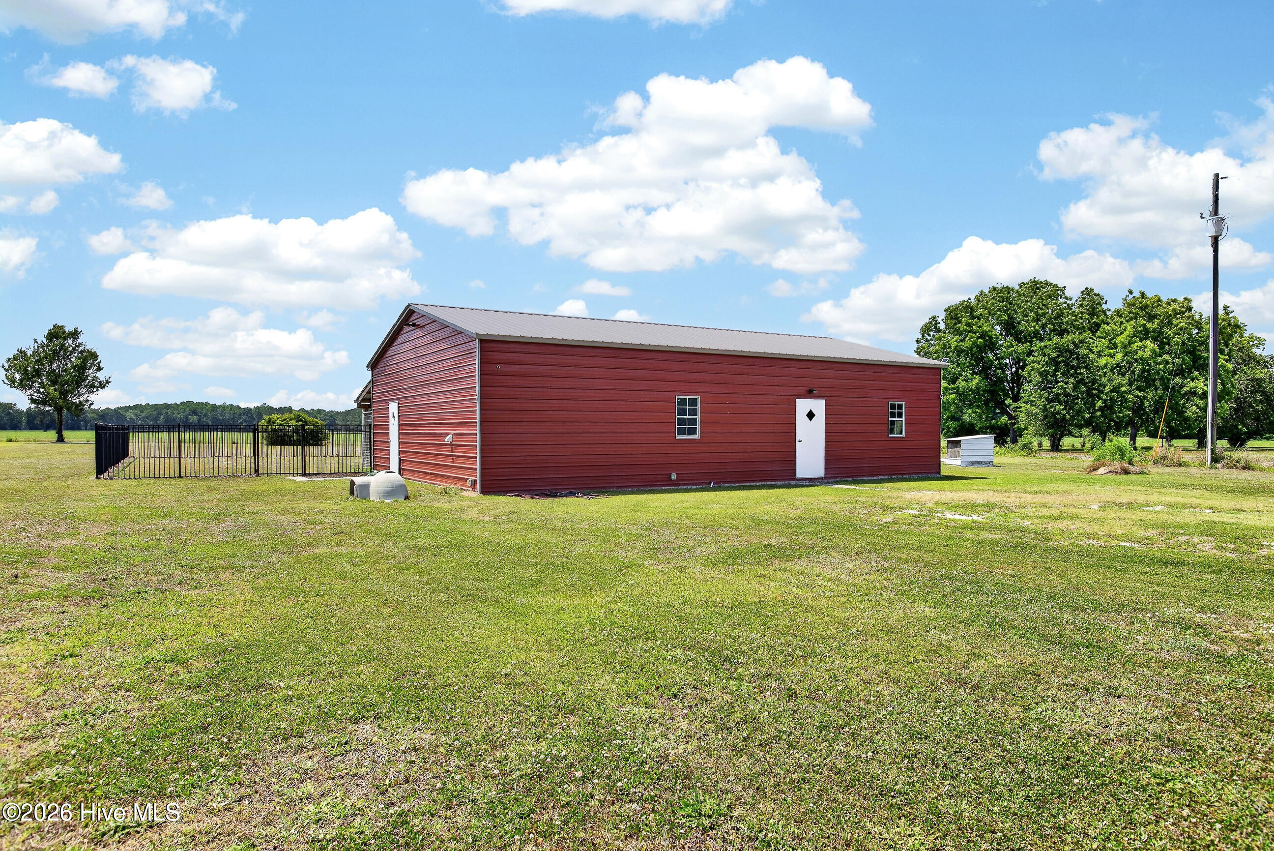 2732 White Oak River Road,Maysville