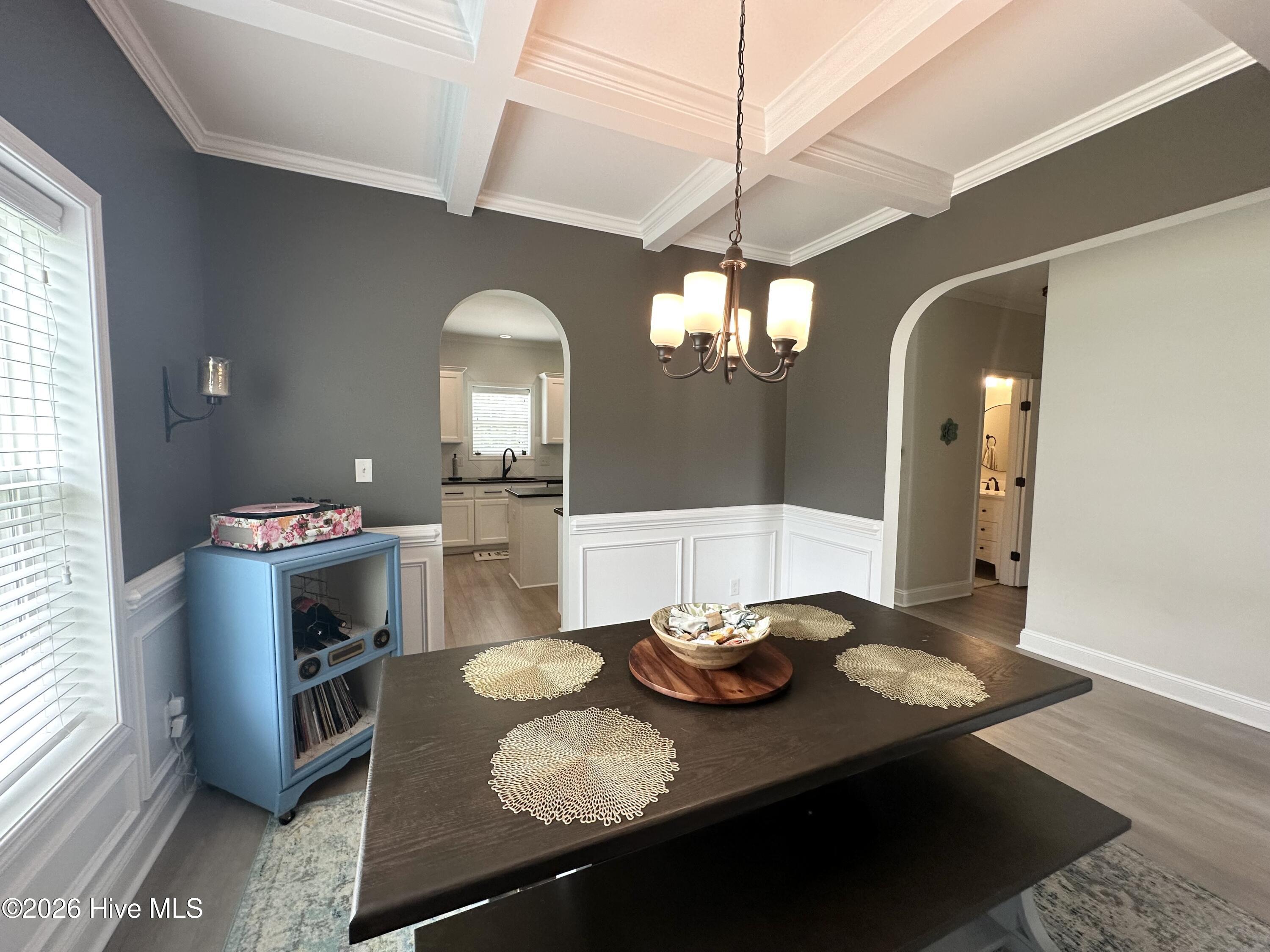 100563138 | Photo 55