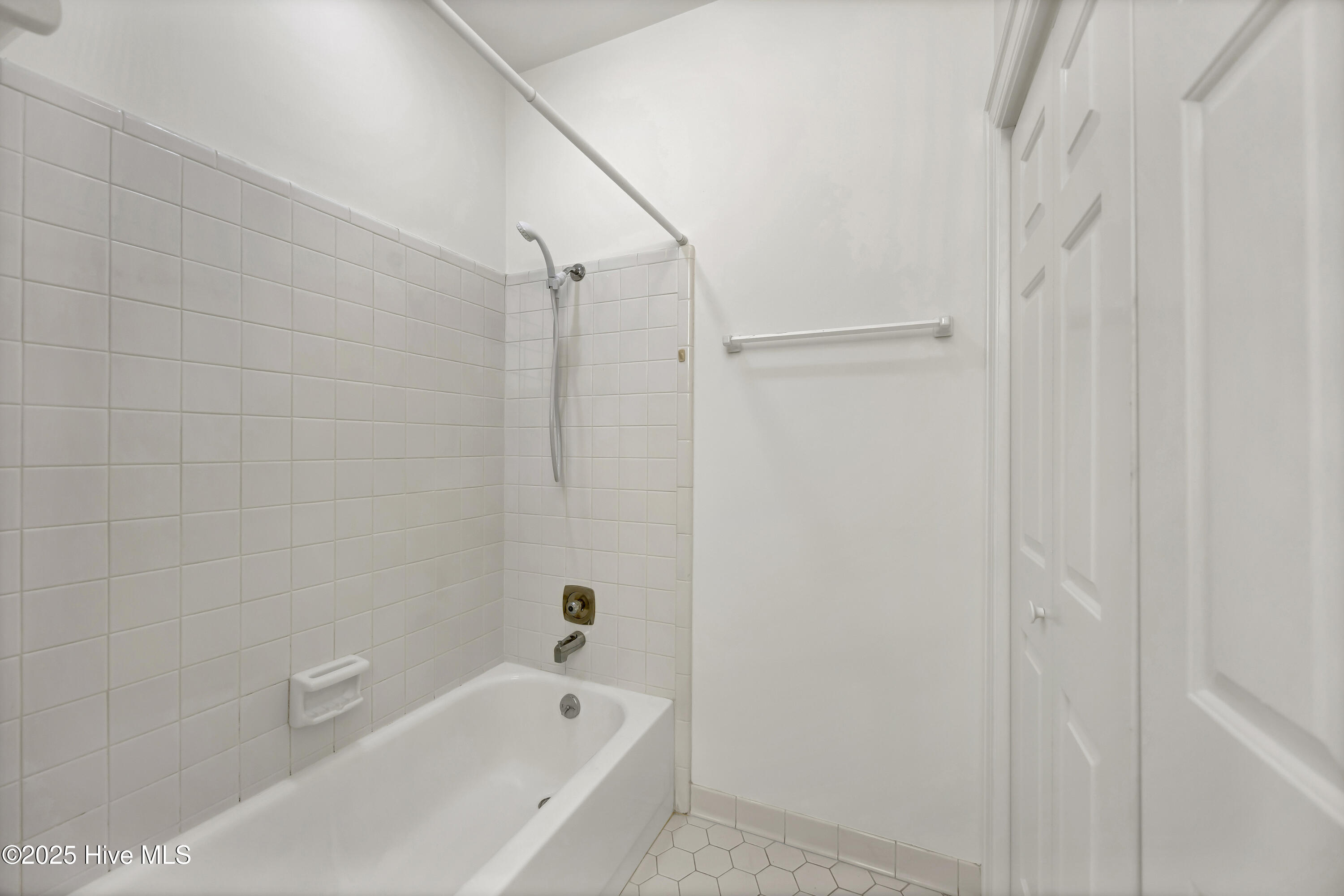 1901 Brewton Court, Wilmington, NC 28403 – photo 20: 042_img_2713_315