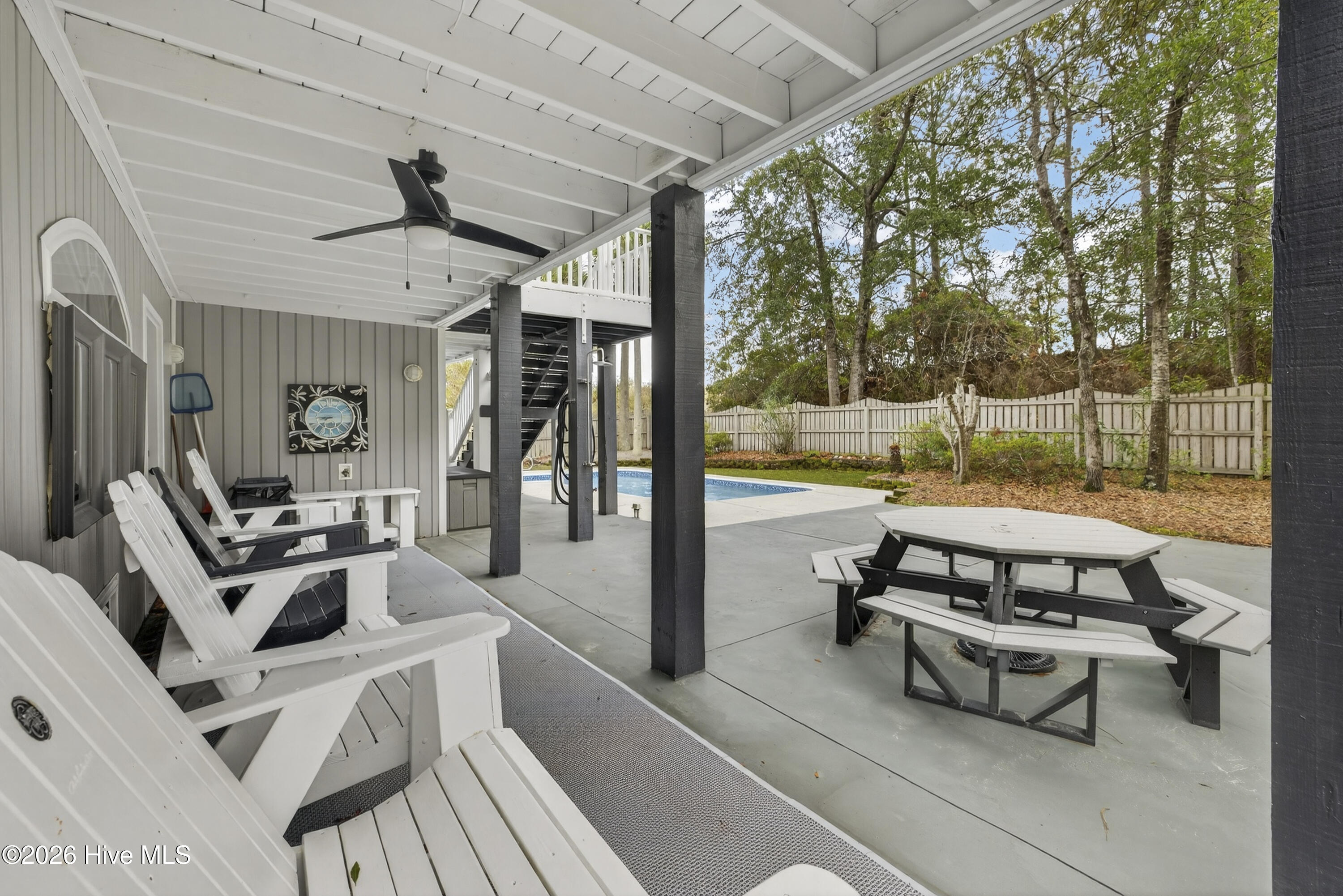 100557060 | Photo 67