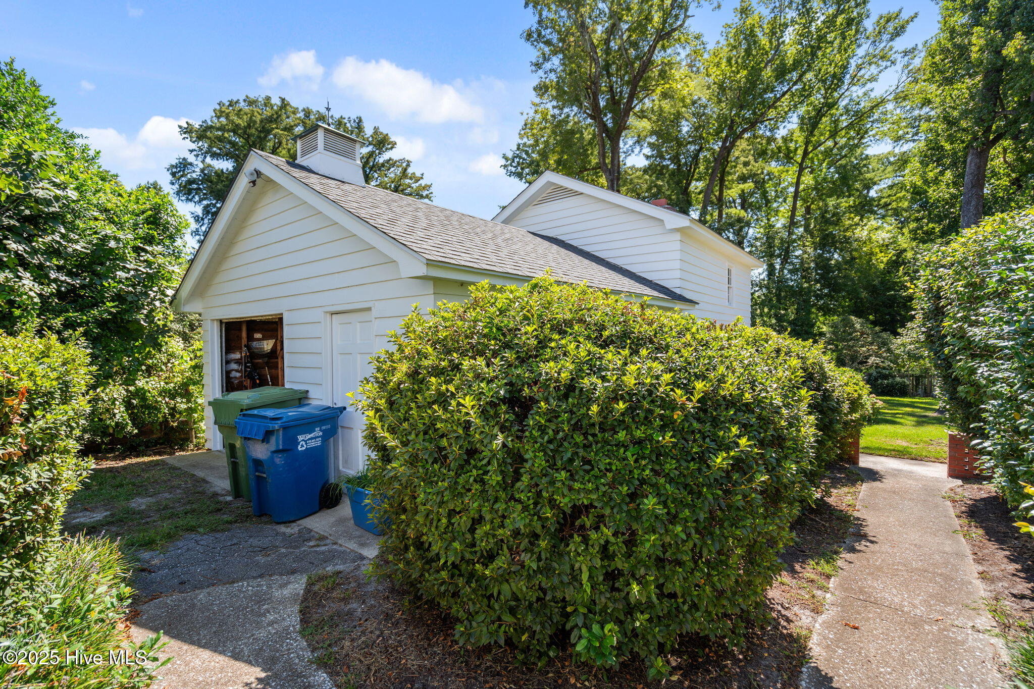 100528962 | Photo 44