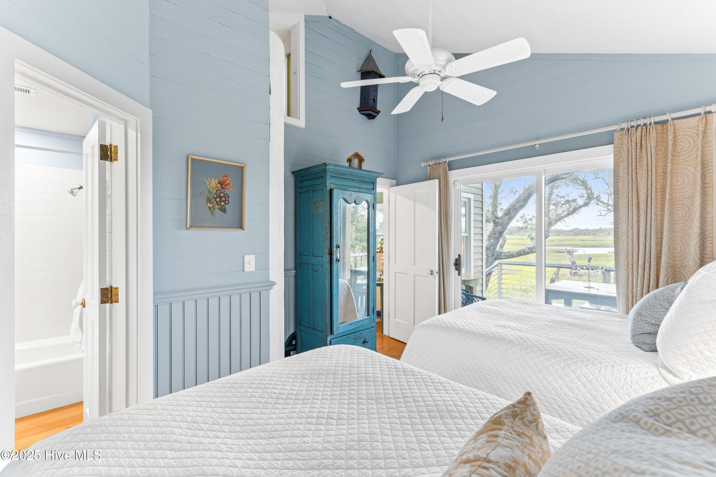 100531454 | Photo 50